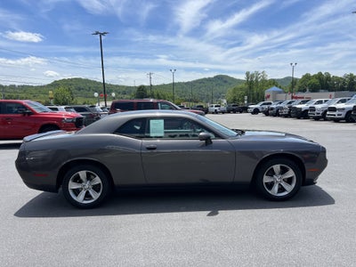 2016 Dodge Challenger SXT