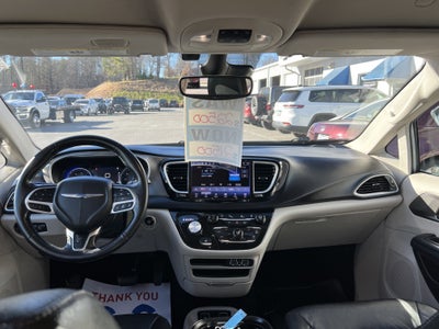 2021 Chrysler Pacifica Touring L