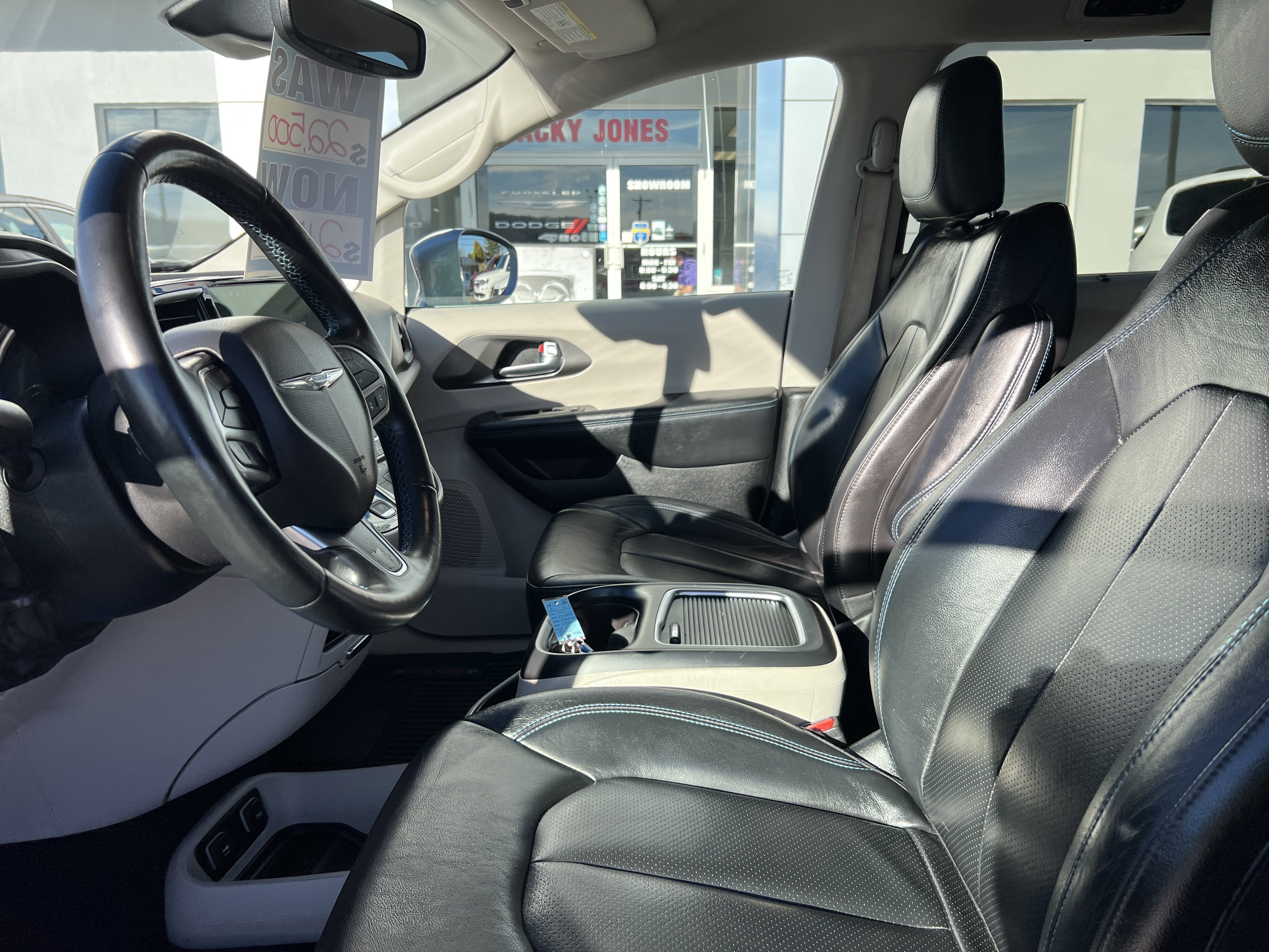 2021 Chrysler Pacifica Touring L