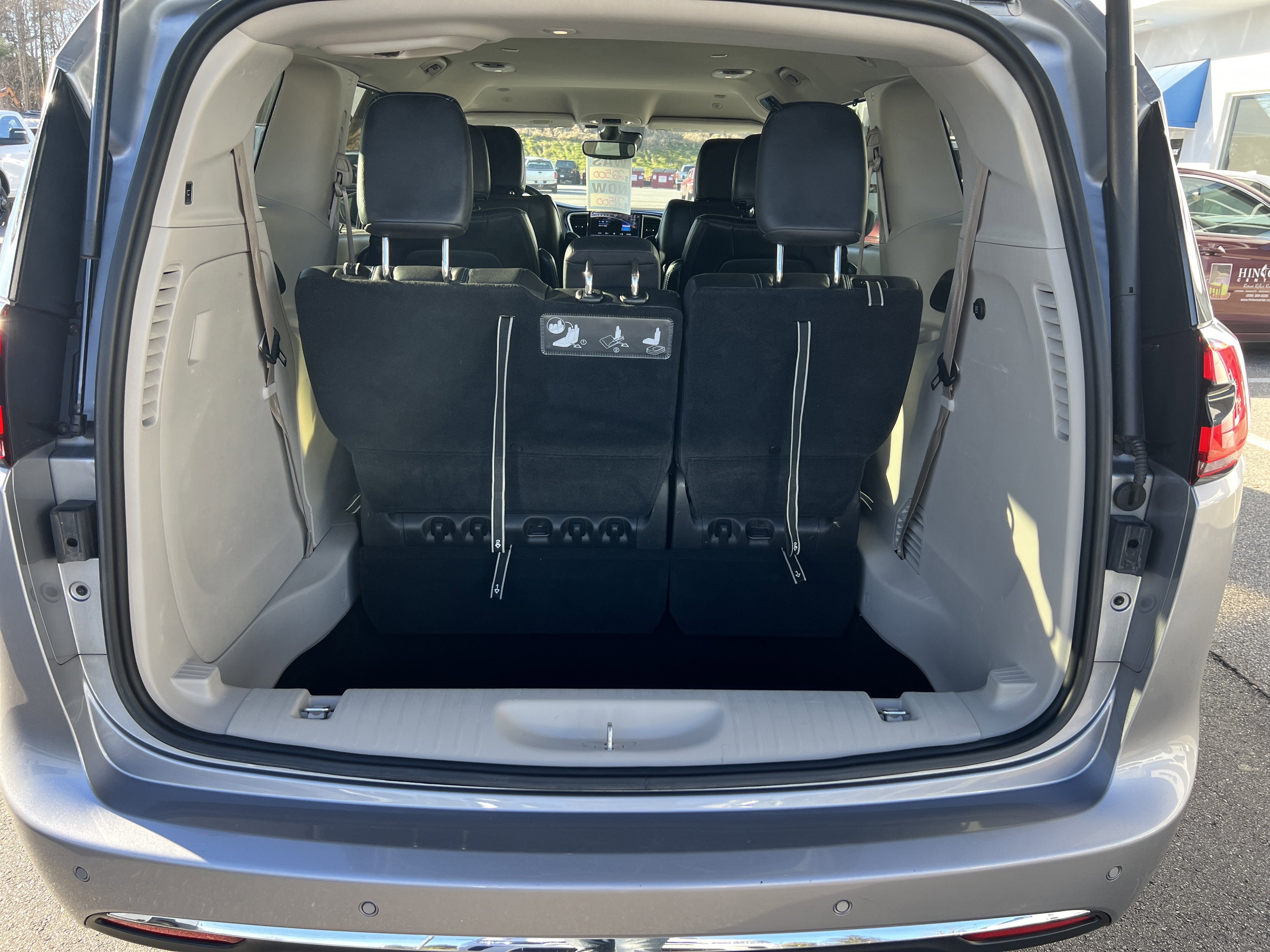 2021 Chrysler Pacifica Touring L