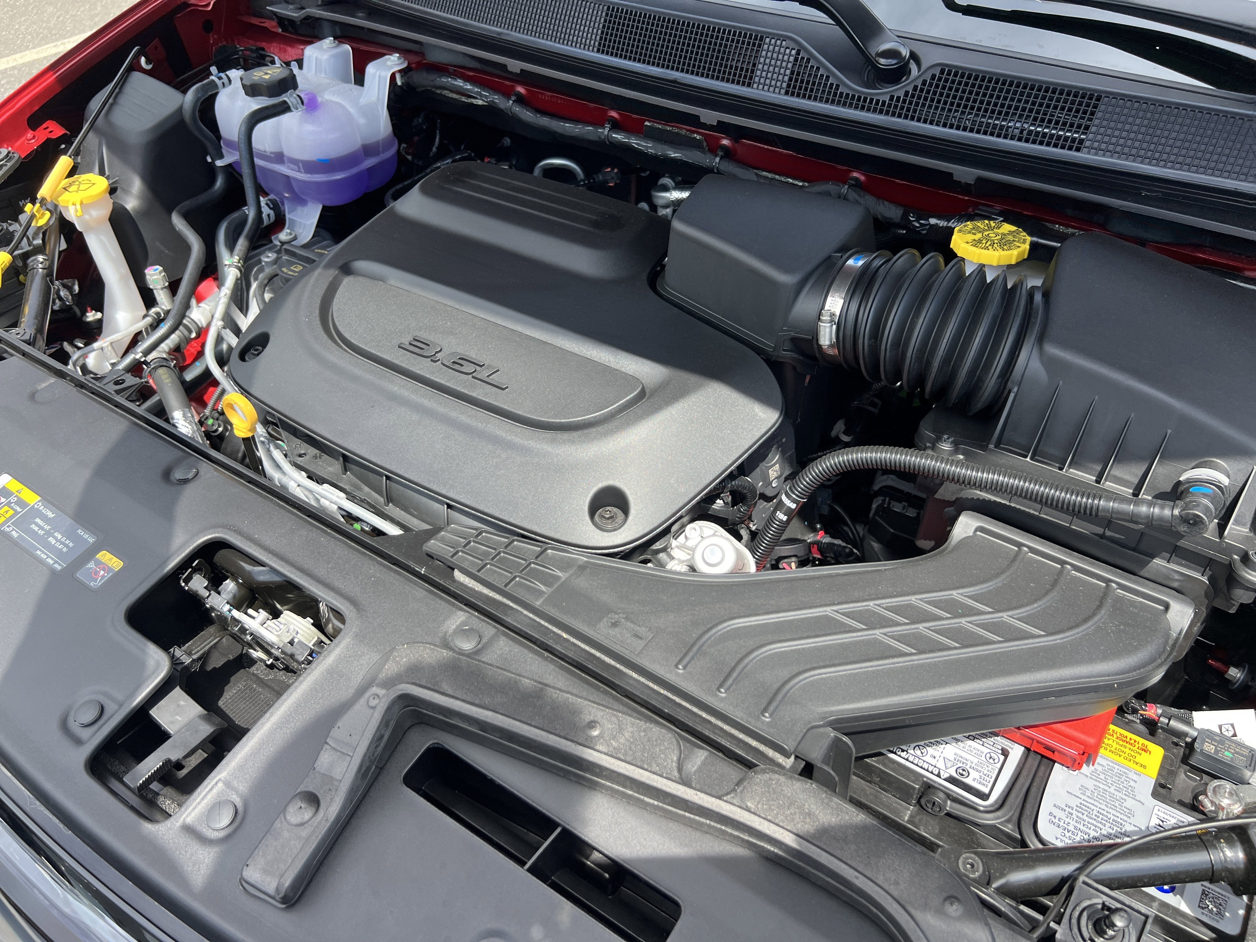 2027 Chrysler Pacifica Select