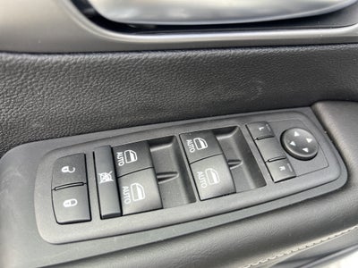 2027 Chrysler Pacifica LX