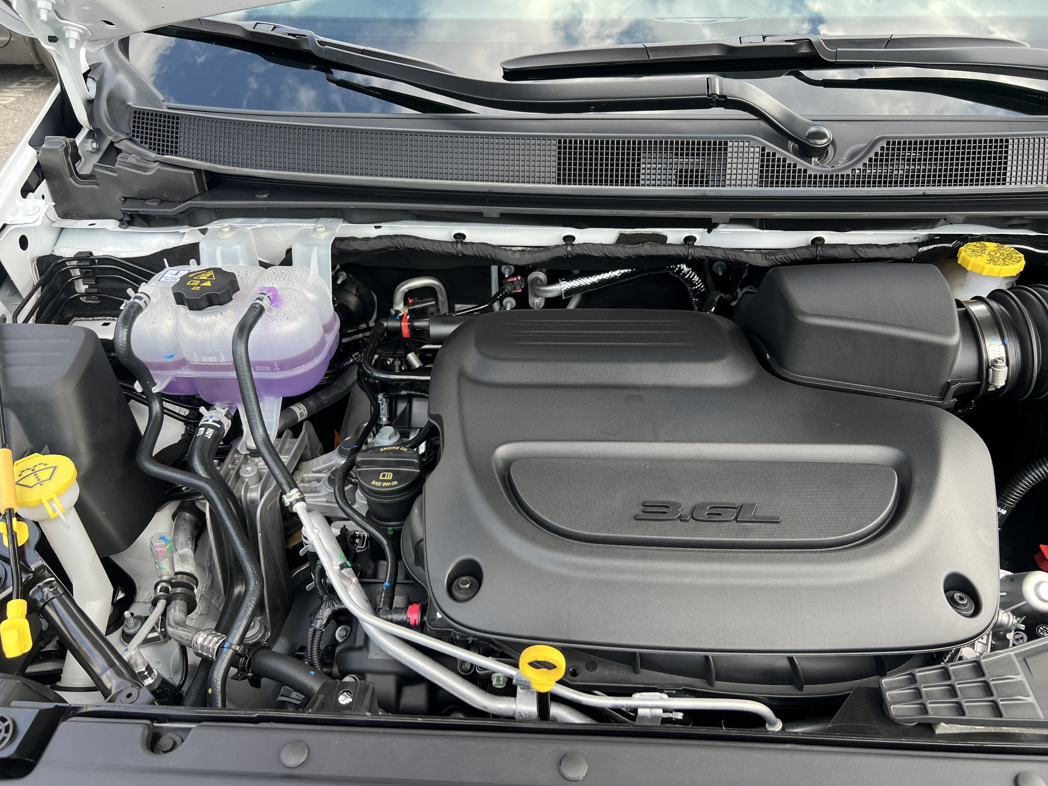 2027 Chrysler Pacifica LX