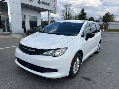 2027 Chrysler Pacifica LX