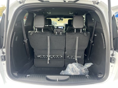 2027 Chrysler Pacifica LX