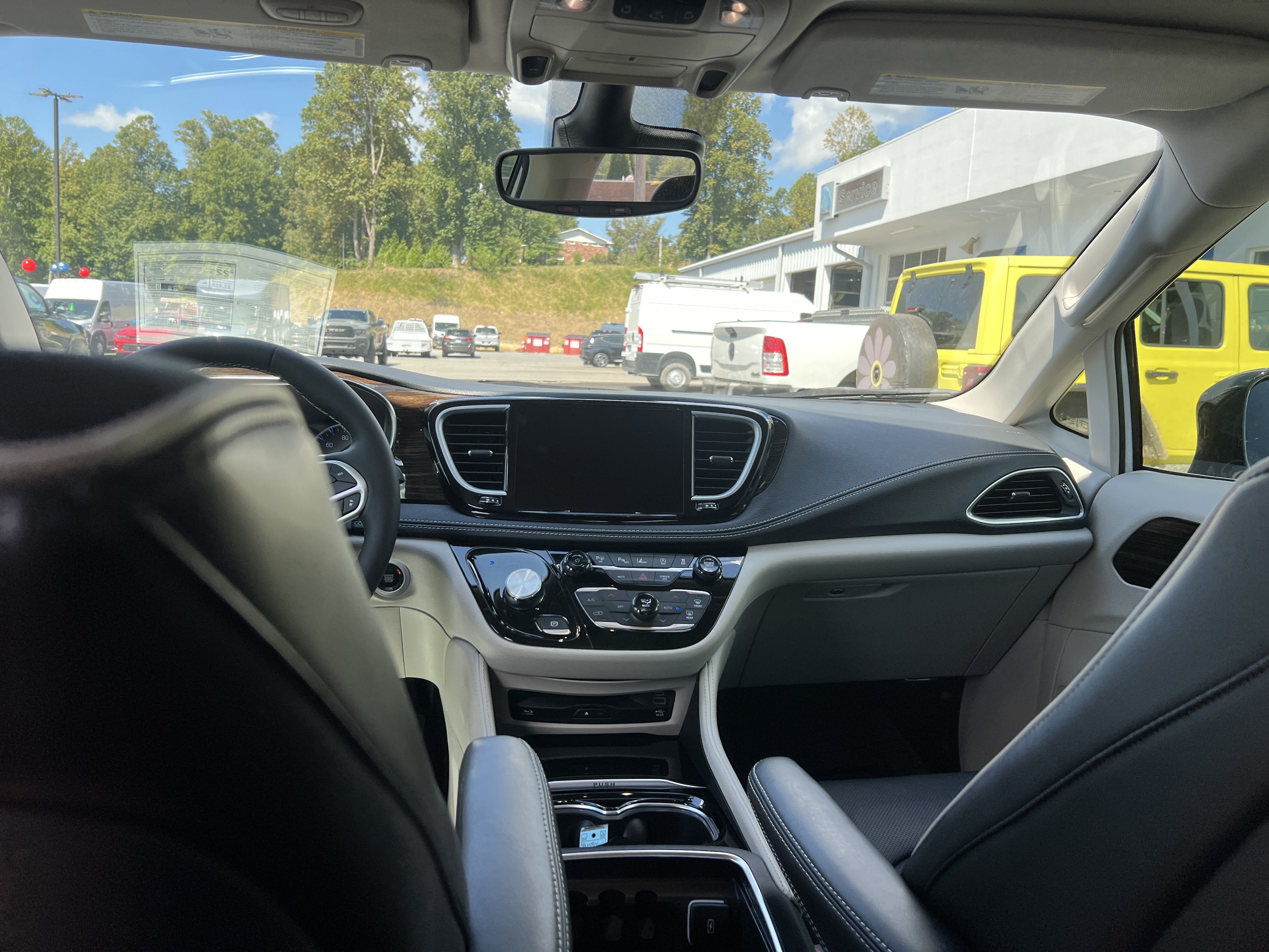 2024 Chrysler Pacifica Limited