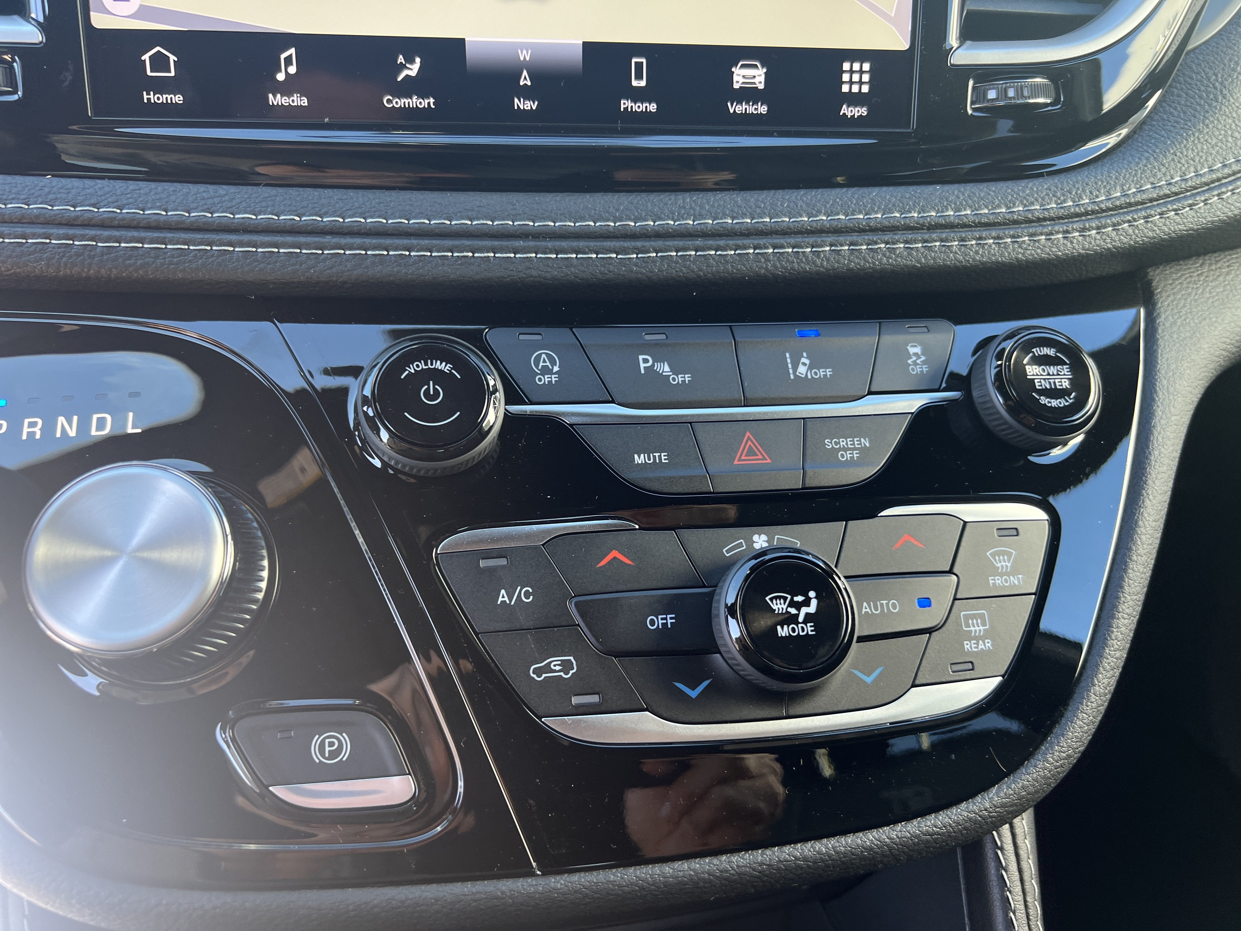 2027 Chrysler Pacifica Limited