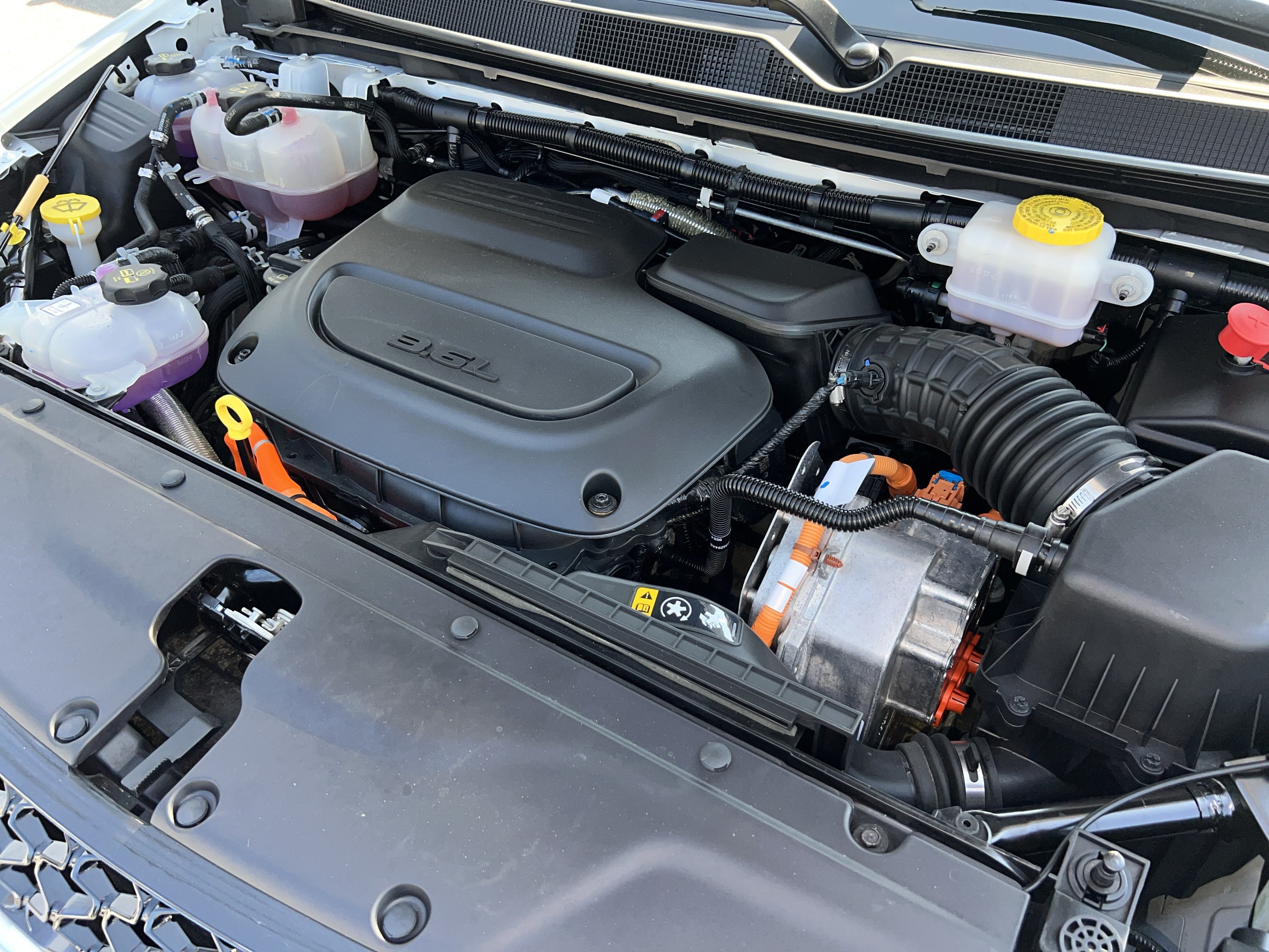 2024 Chrysler Pacifica Hybrid Pinnacle