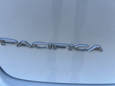 2024 Chrysler Pacifica Hybrid Pinnacle