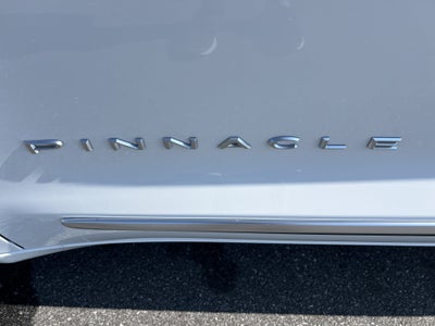 2024 Chrysler Pacifica Hybrid Pinnacle
