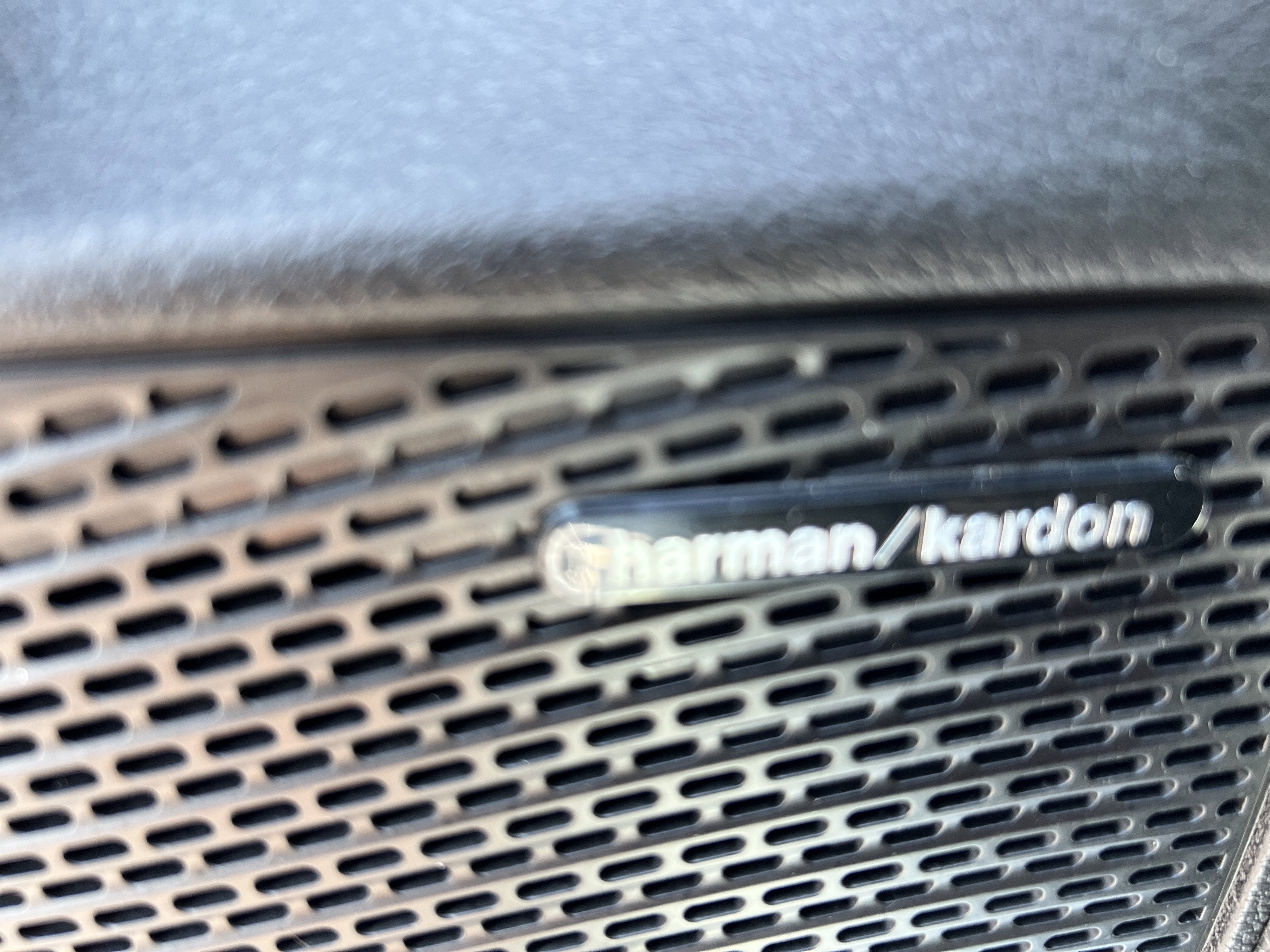 2019 Chrysler Pacifica Hybrid Limited