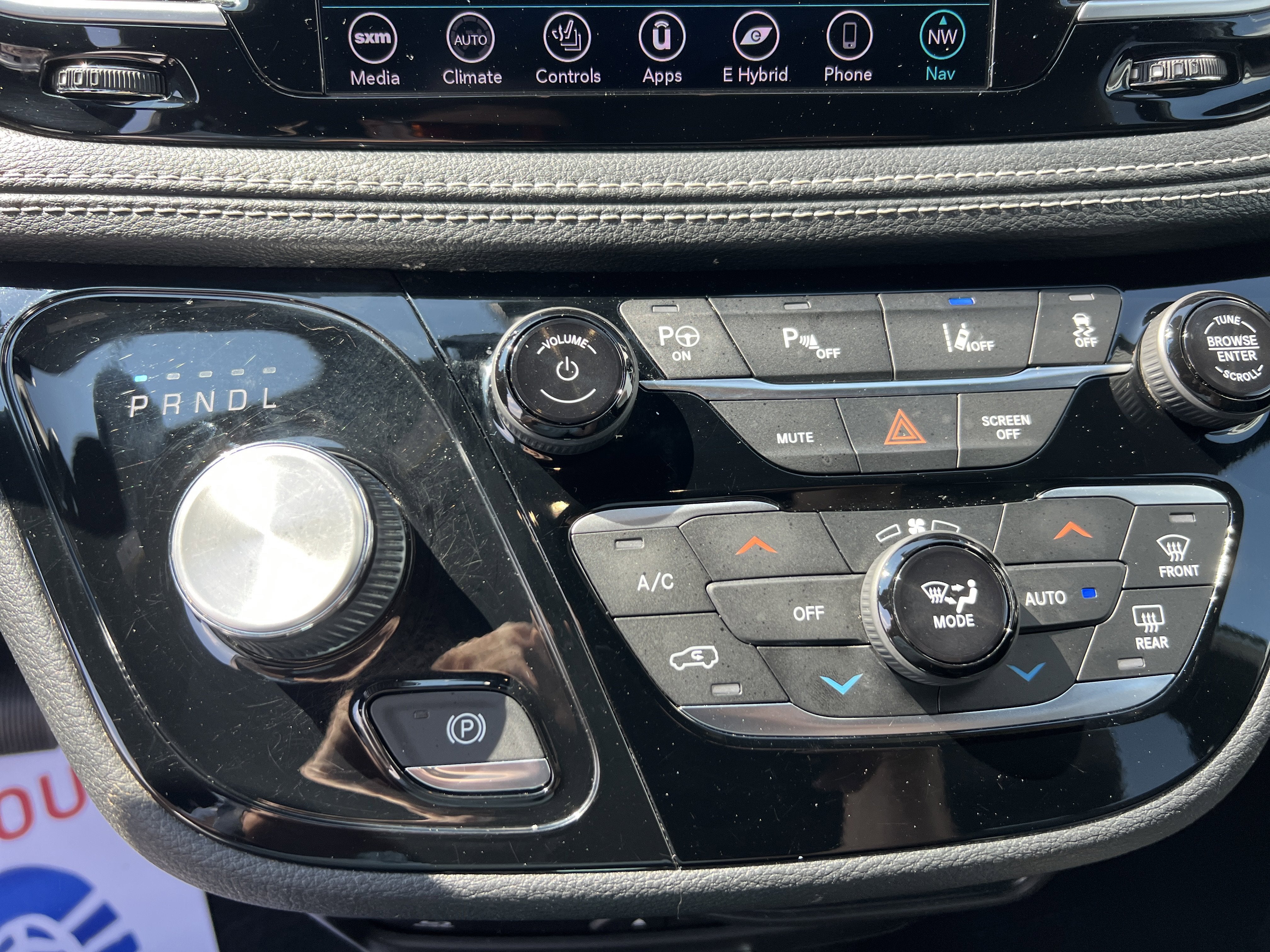 2019 Chrysler Pacifica Hybrid Limited