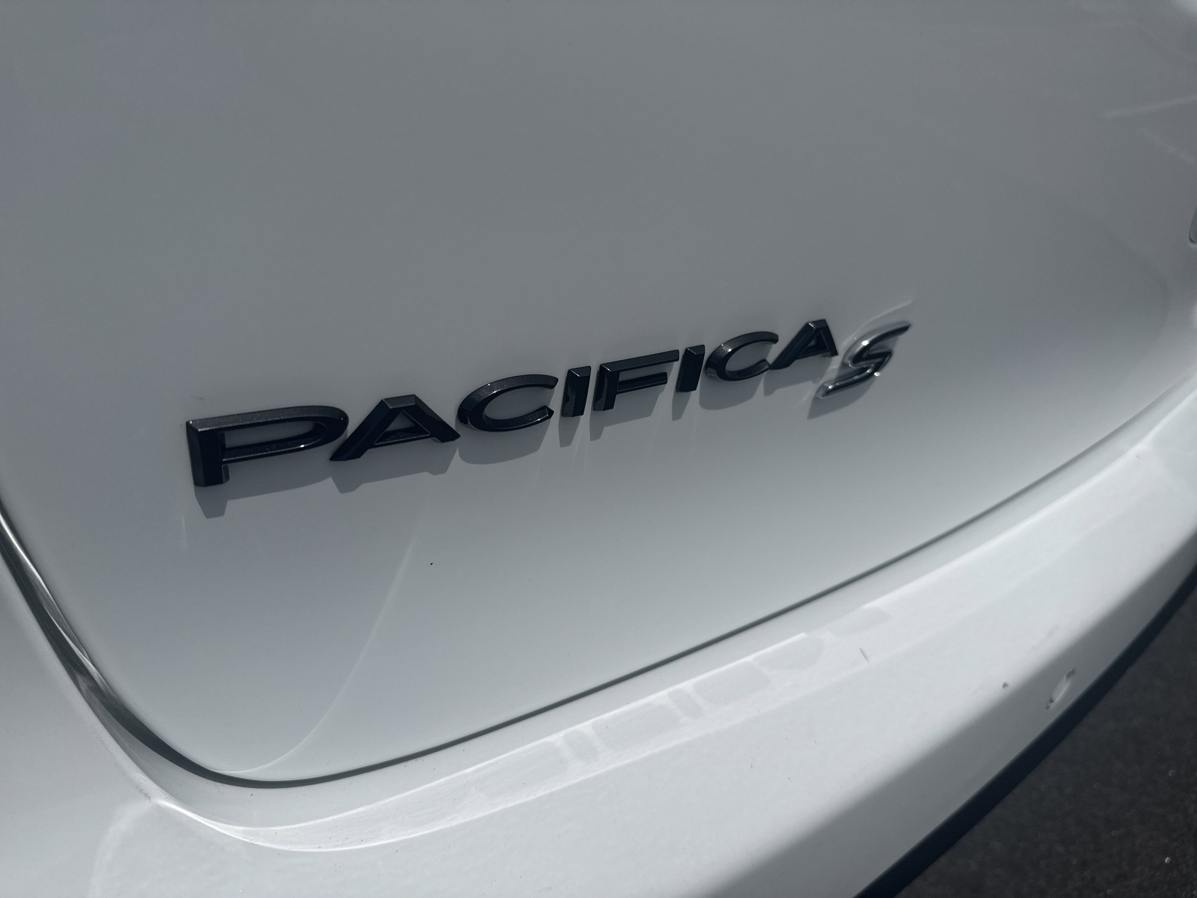 2019 Chrysler Pacifica Hybrid Limited