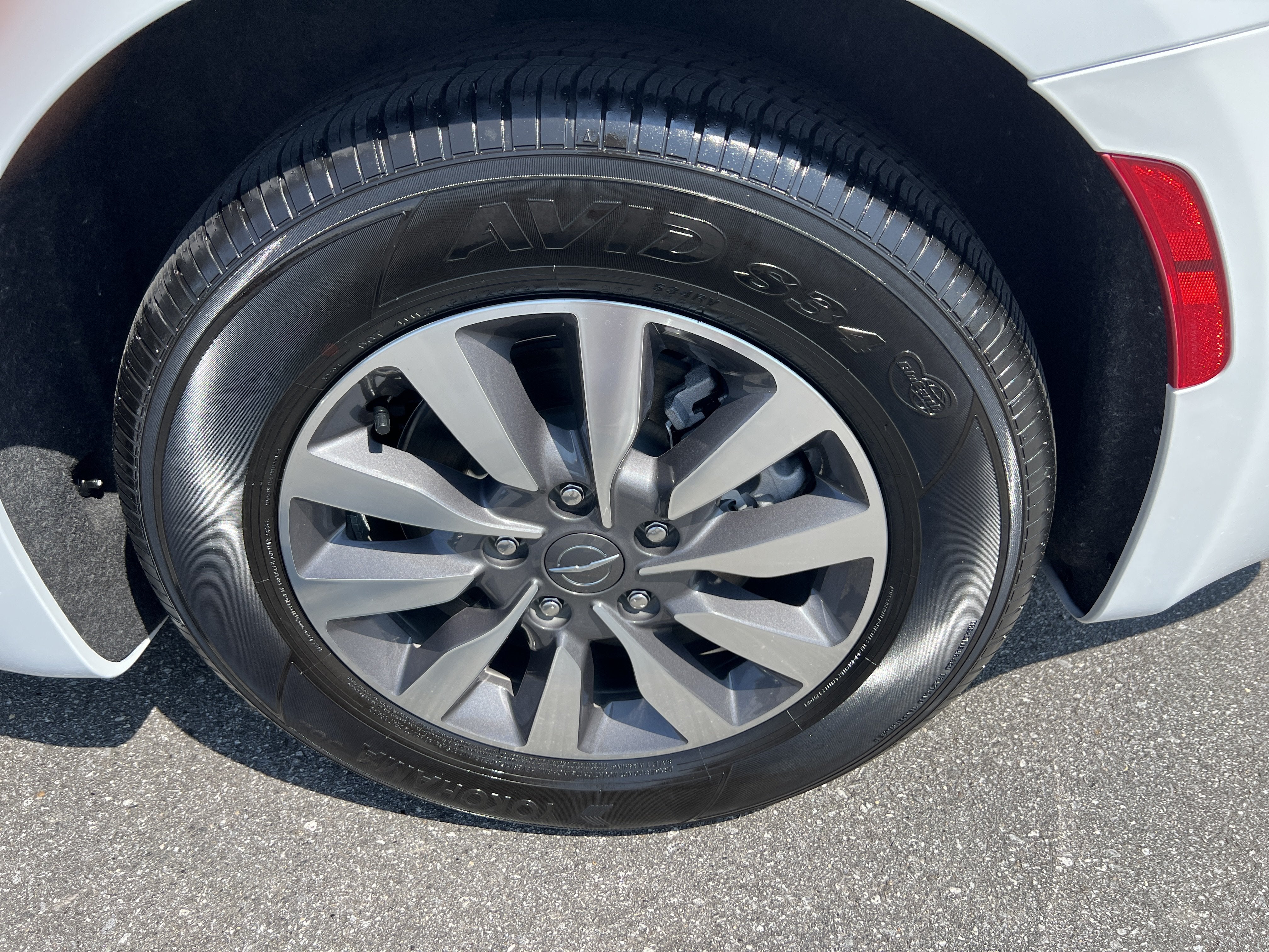 2024 Chrysler Pacifica Hybrid Select