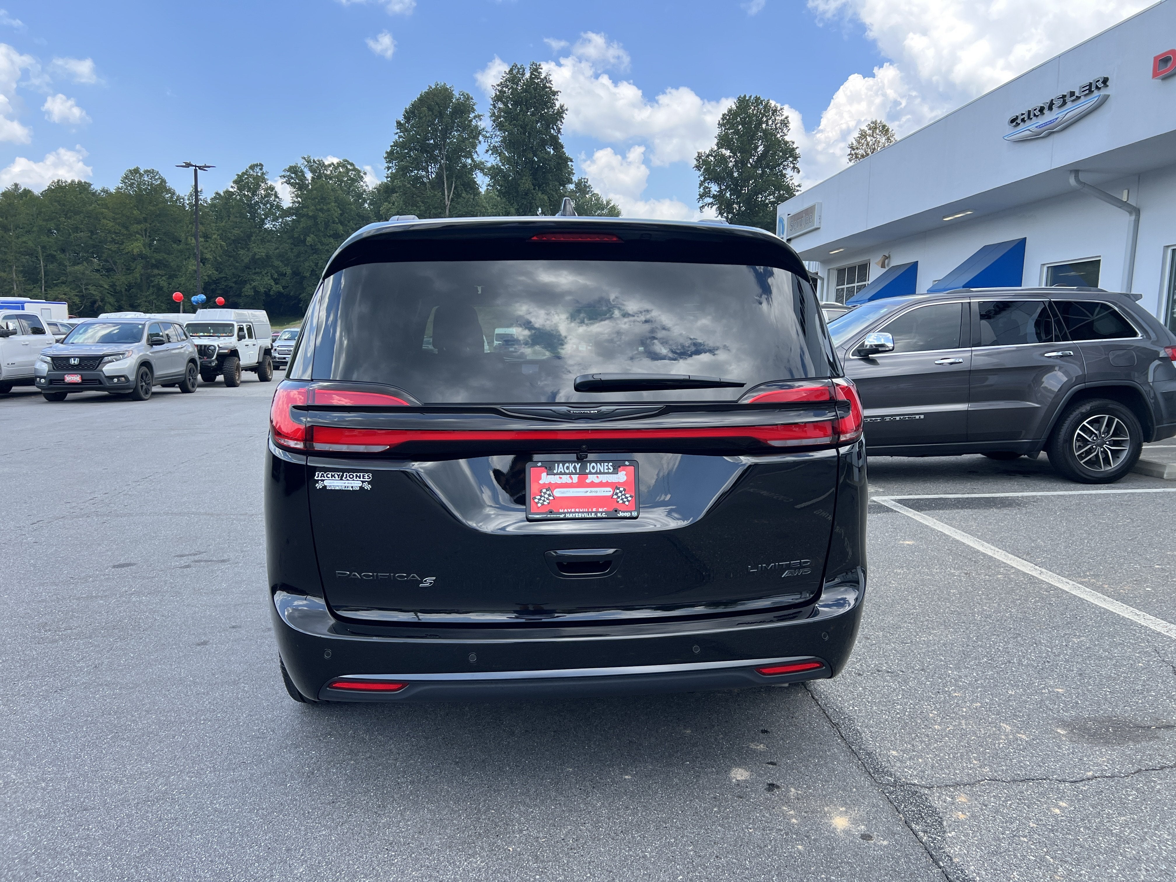 2026 Chrysler Pacifica Limited