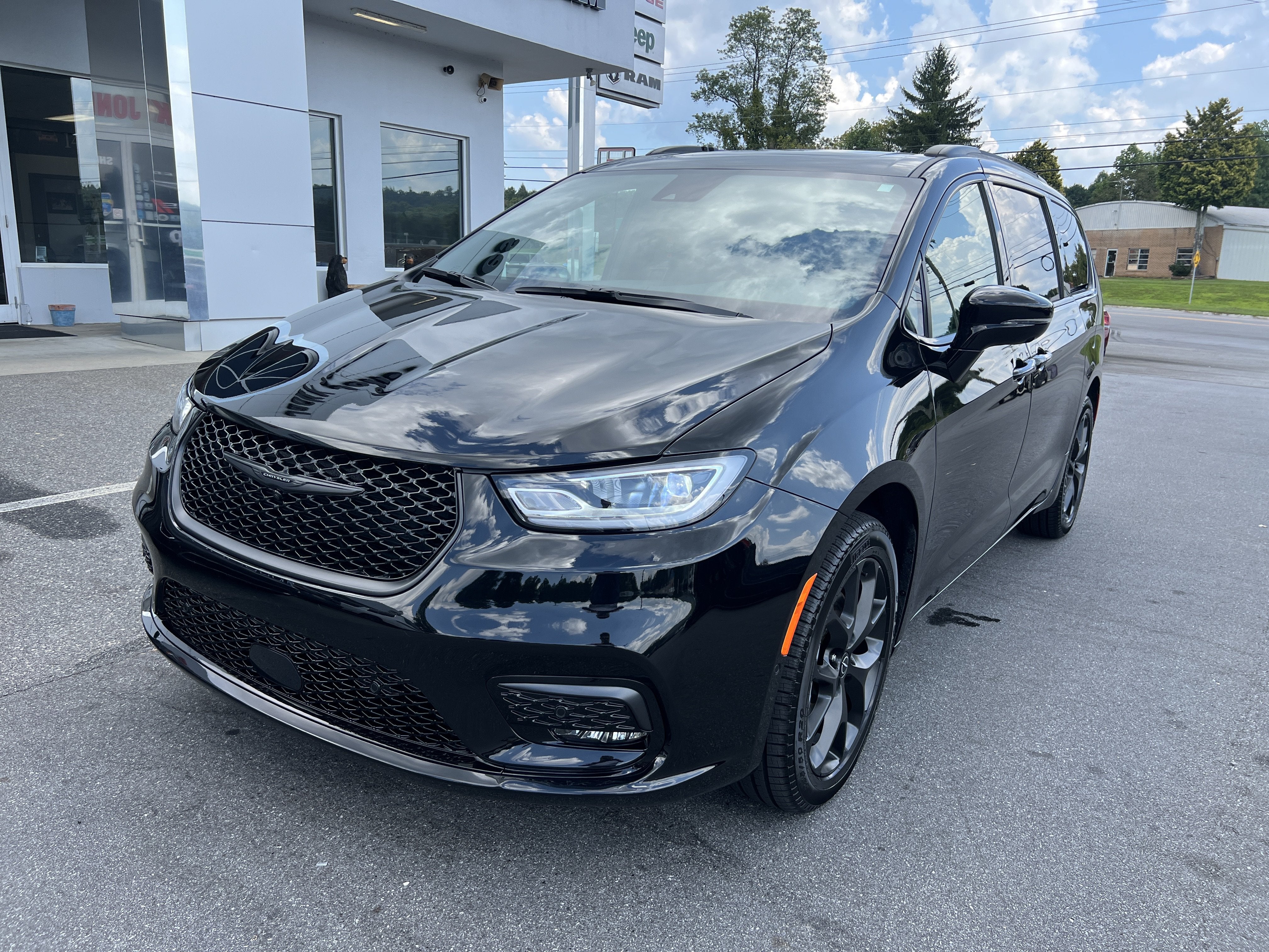 2026 Chrysler Pacifica Limited