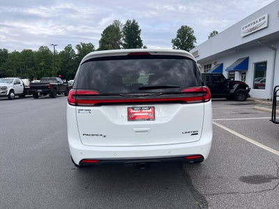 2025 Chrysler Pacifica Limited