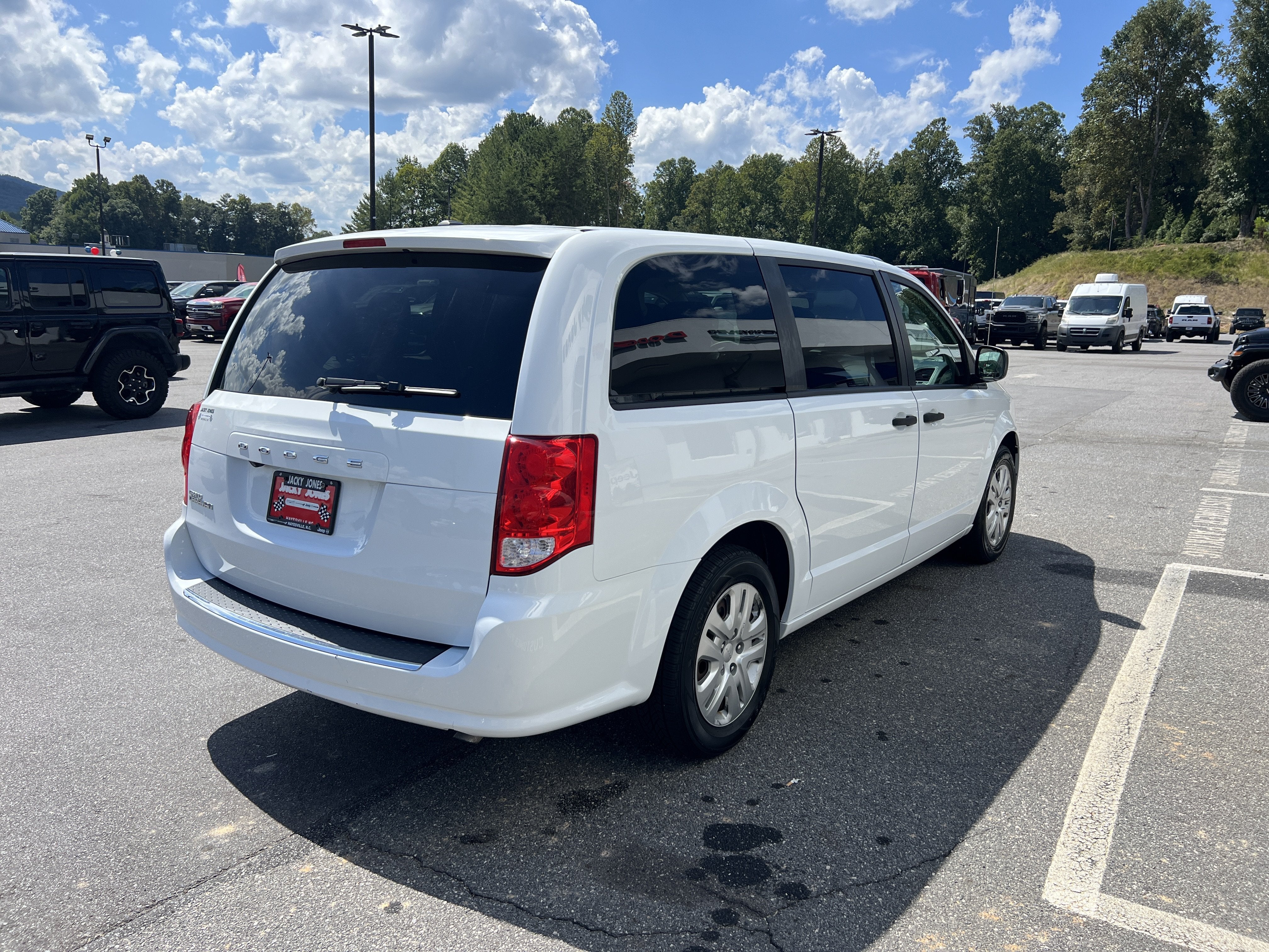 2020 Dodge Grand Caravan SE