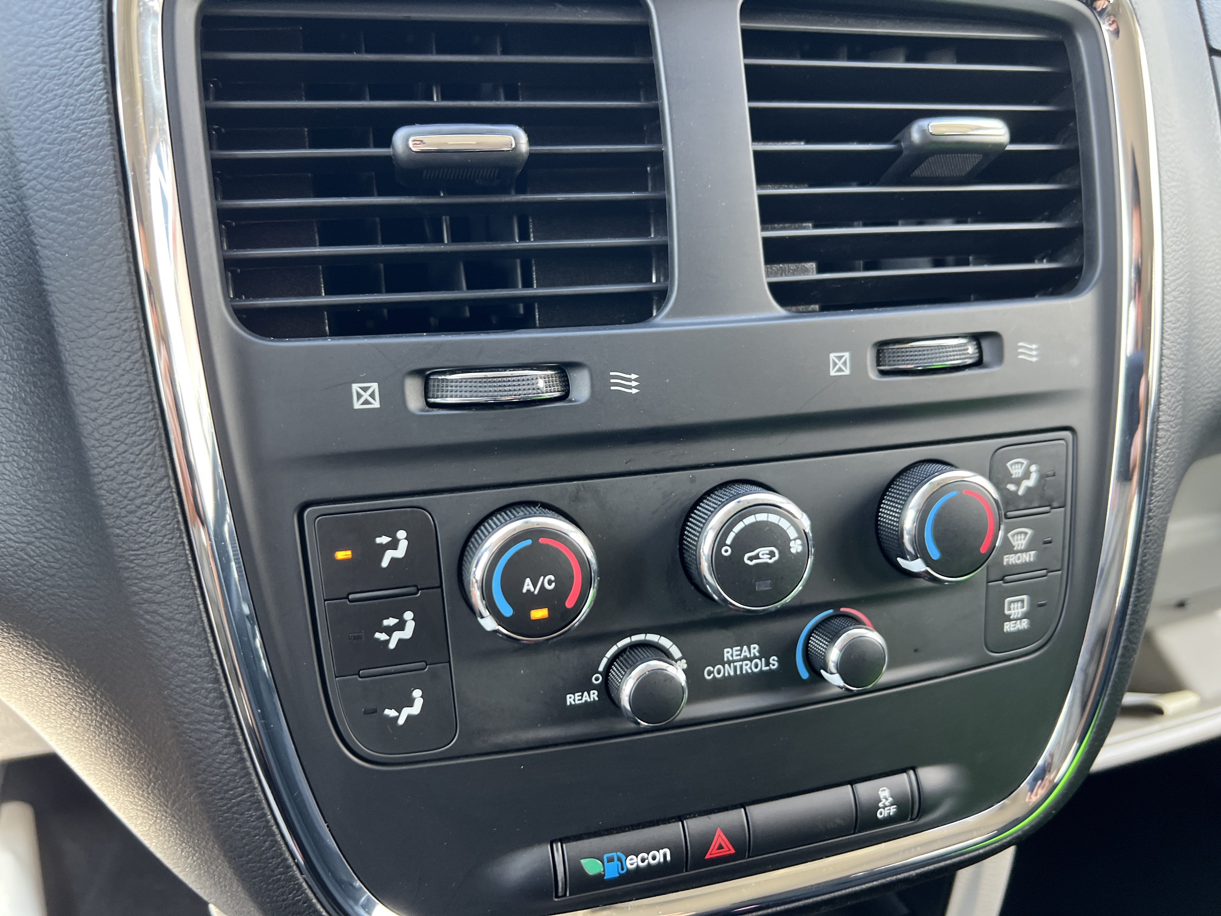 2019 Dodge Grand Caravan SE