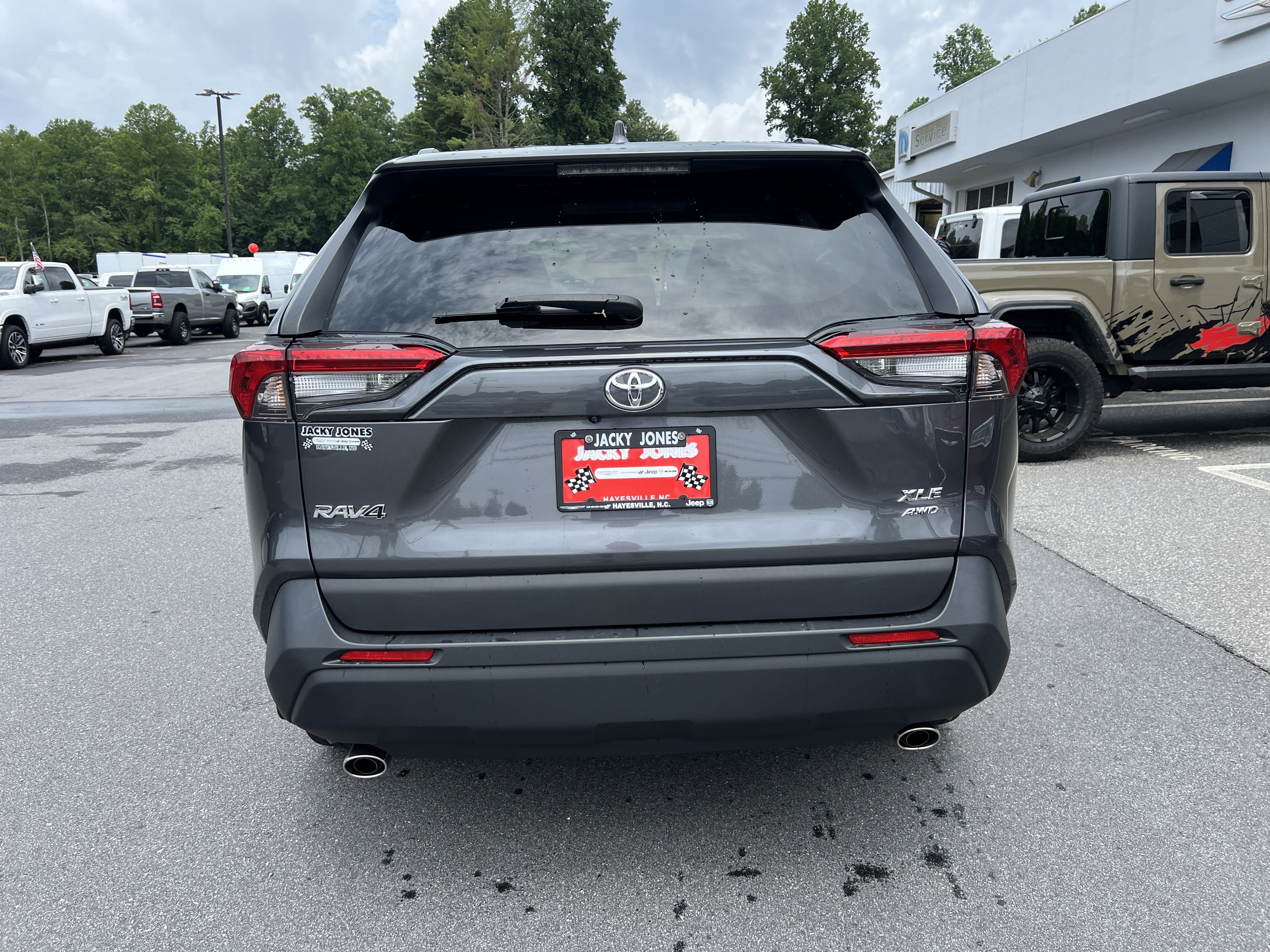 2024 Toyota RAV4 XLE