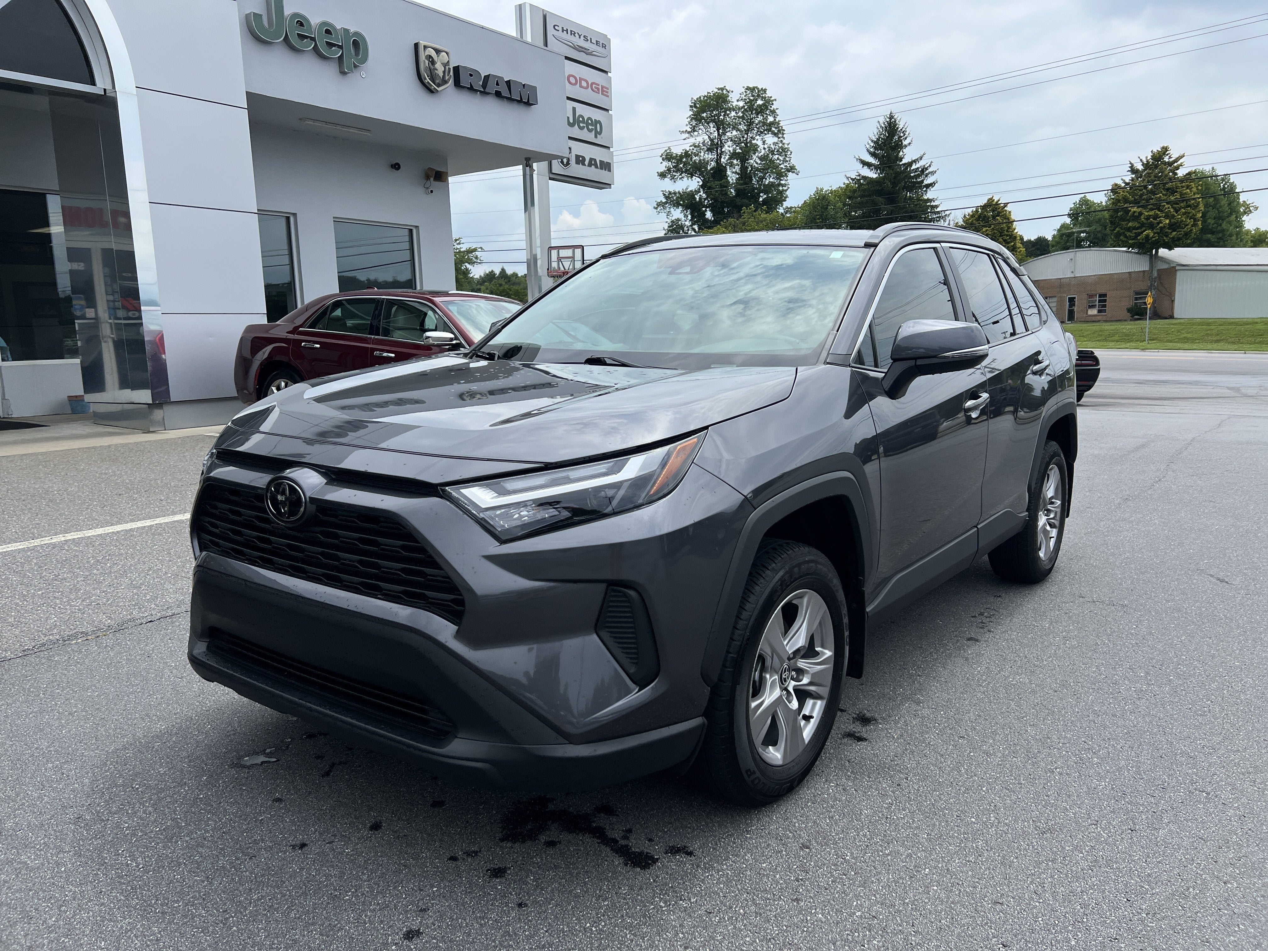 2024 Toyota RAV4 XLE