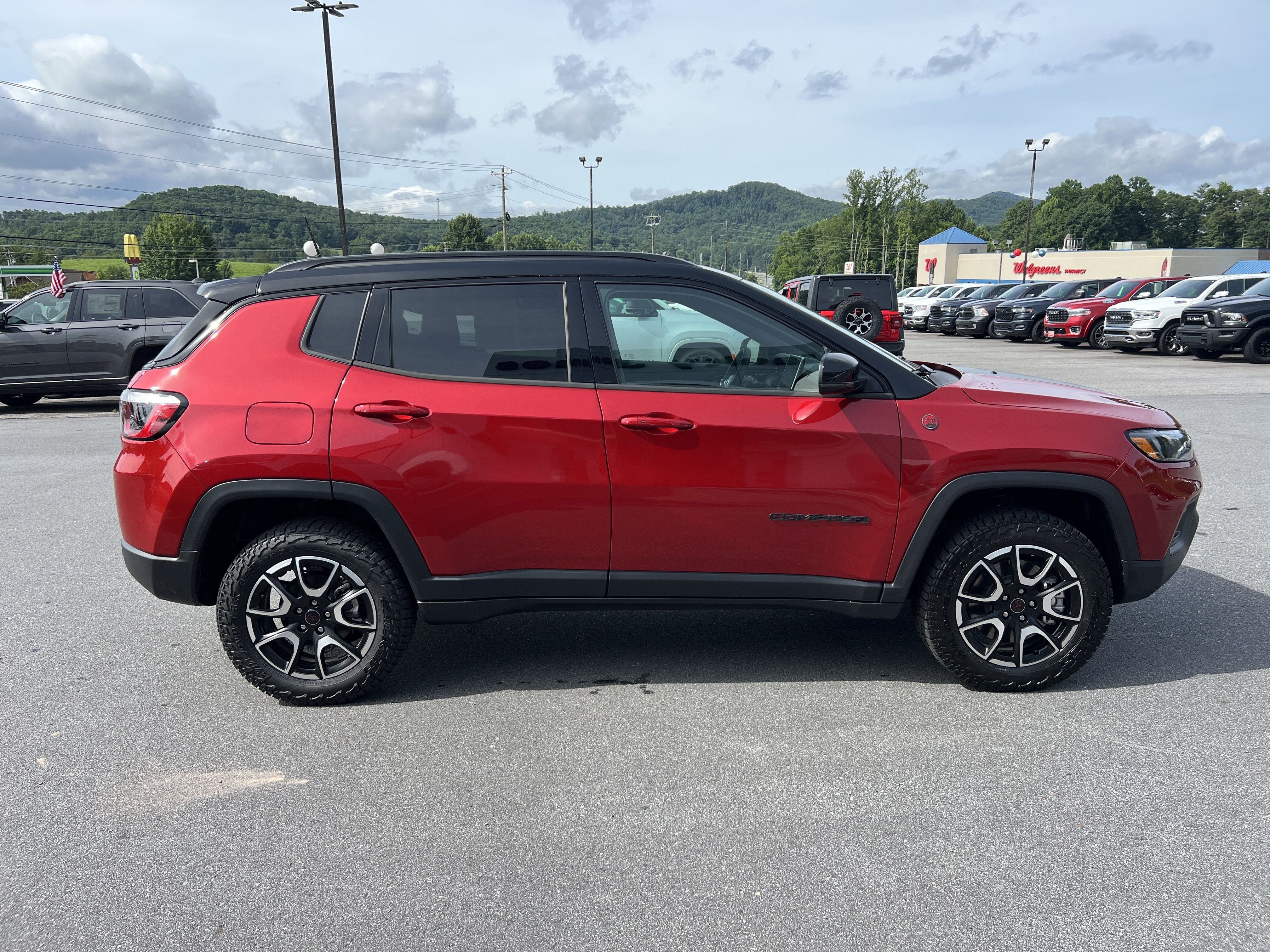 2026 Jeep Compass Trailhawk