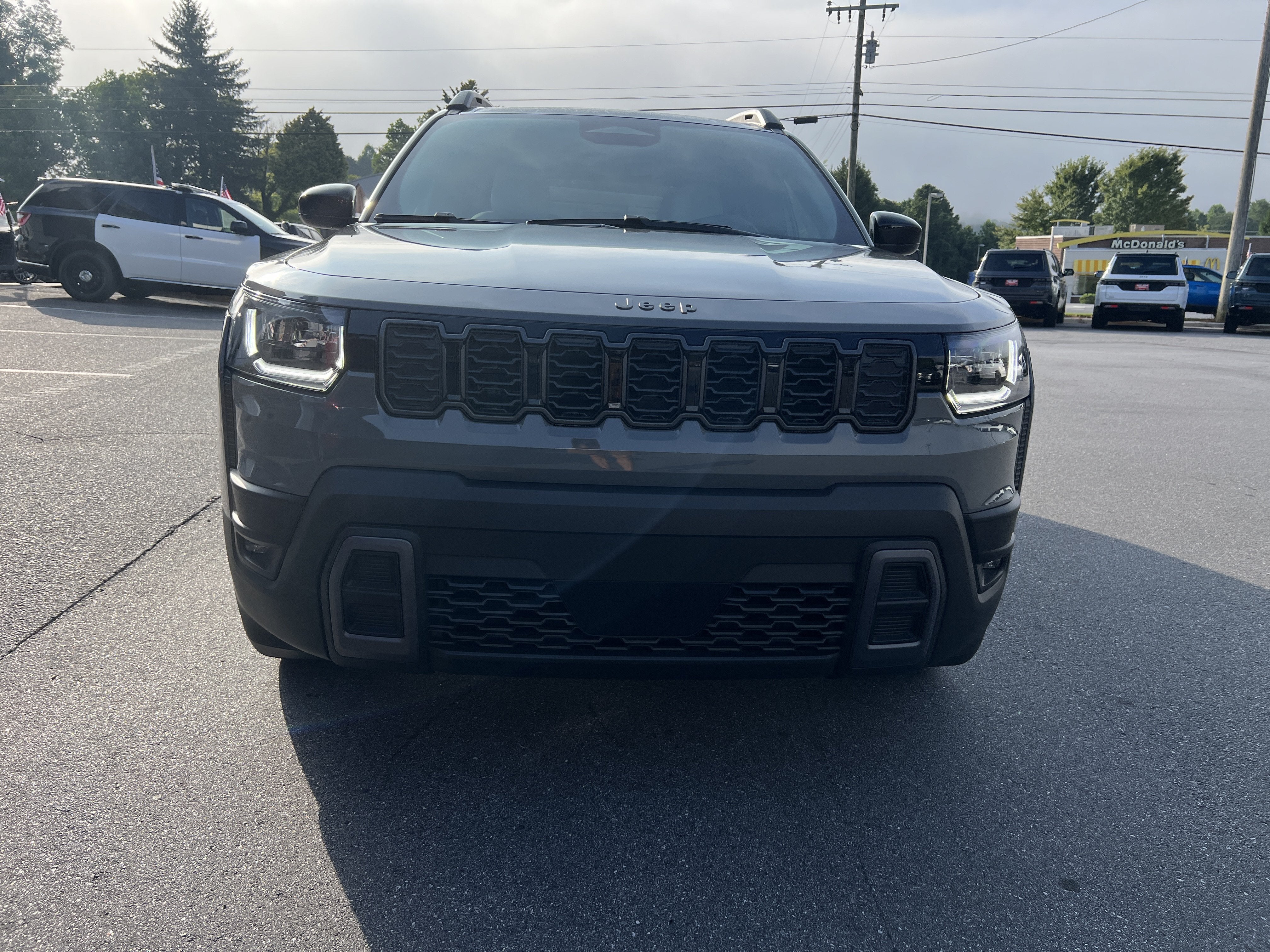 2026 Jeep Cherokee Laredo