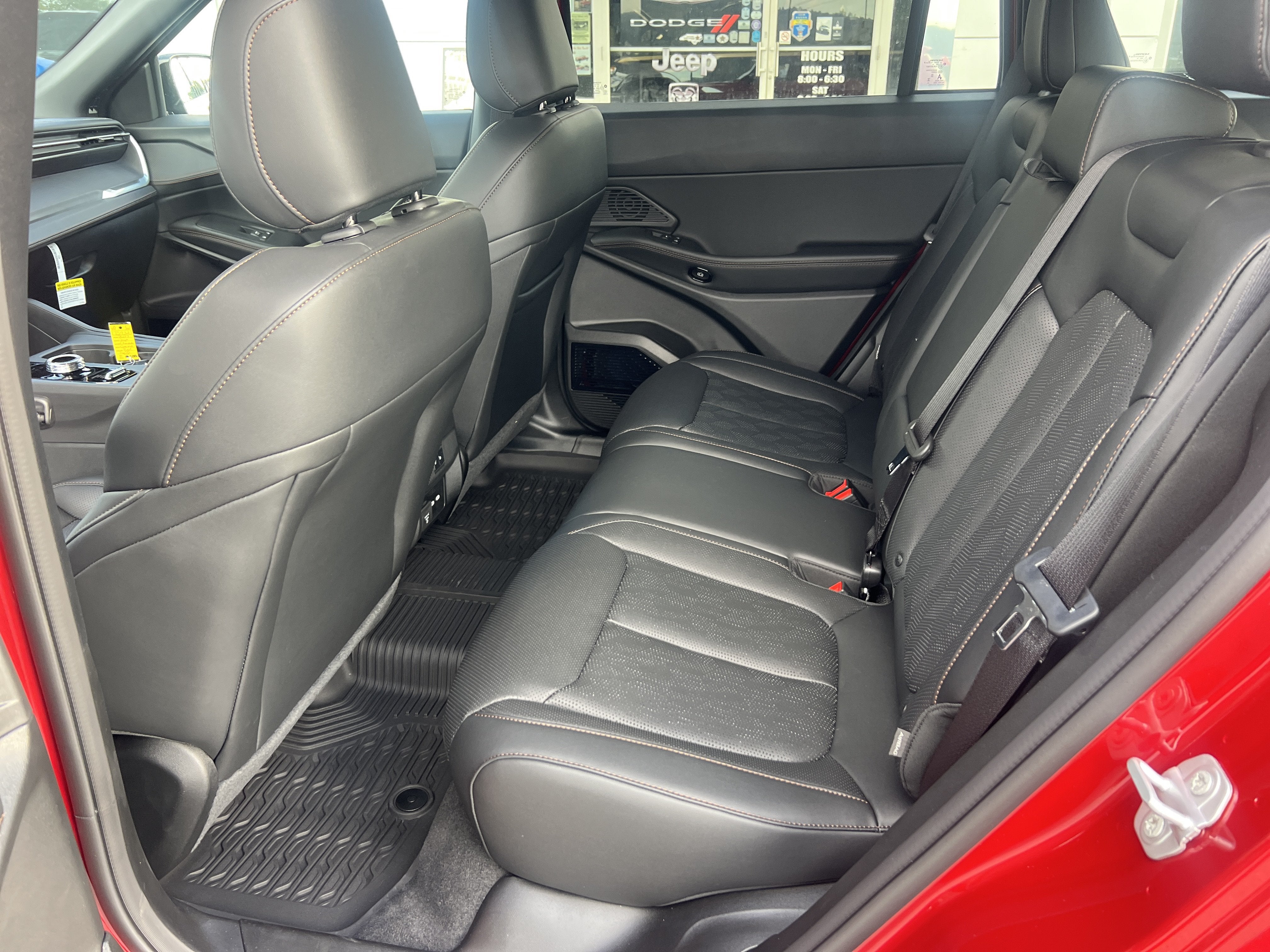 2027 Jeep Cherokee Overland