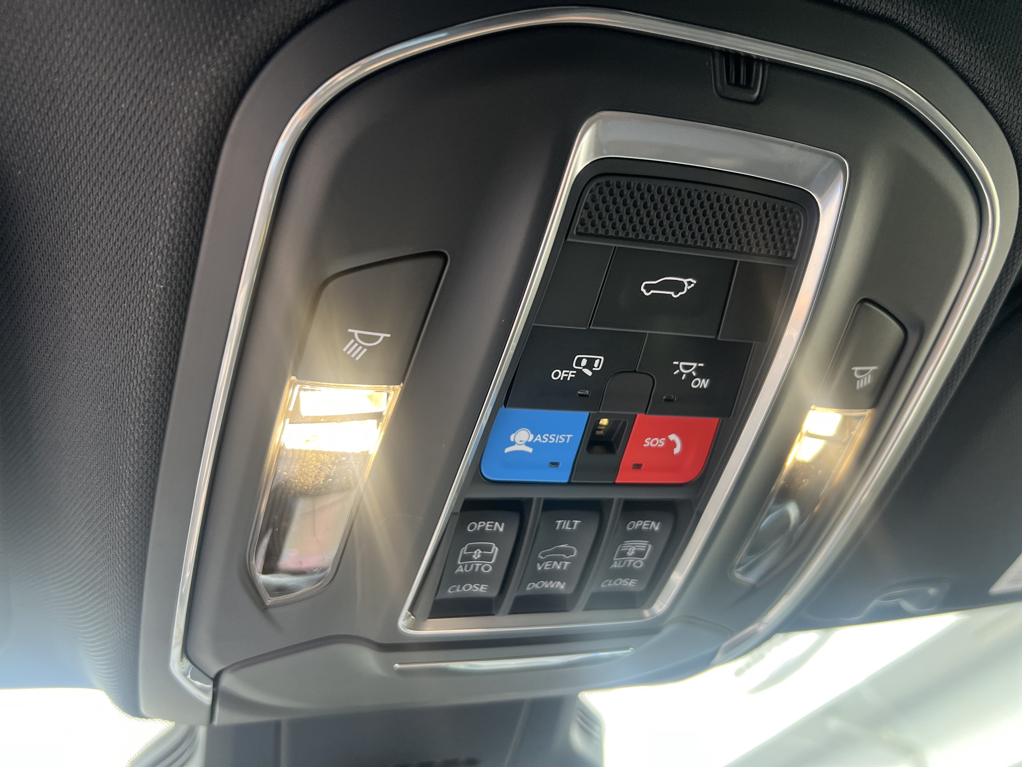 2027 Jeep Cherokee Overland
