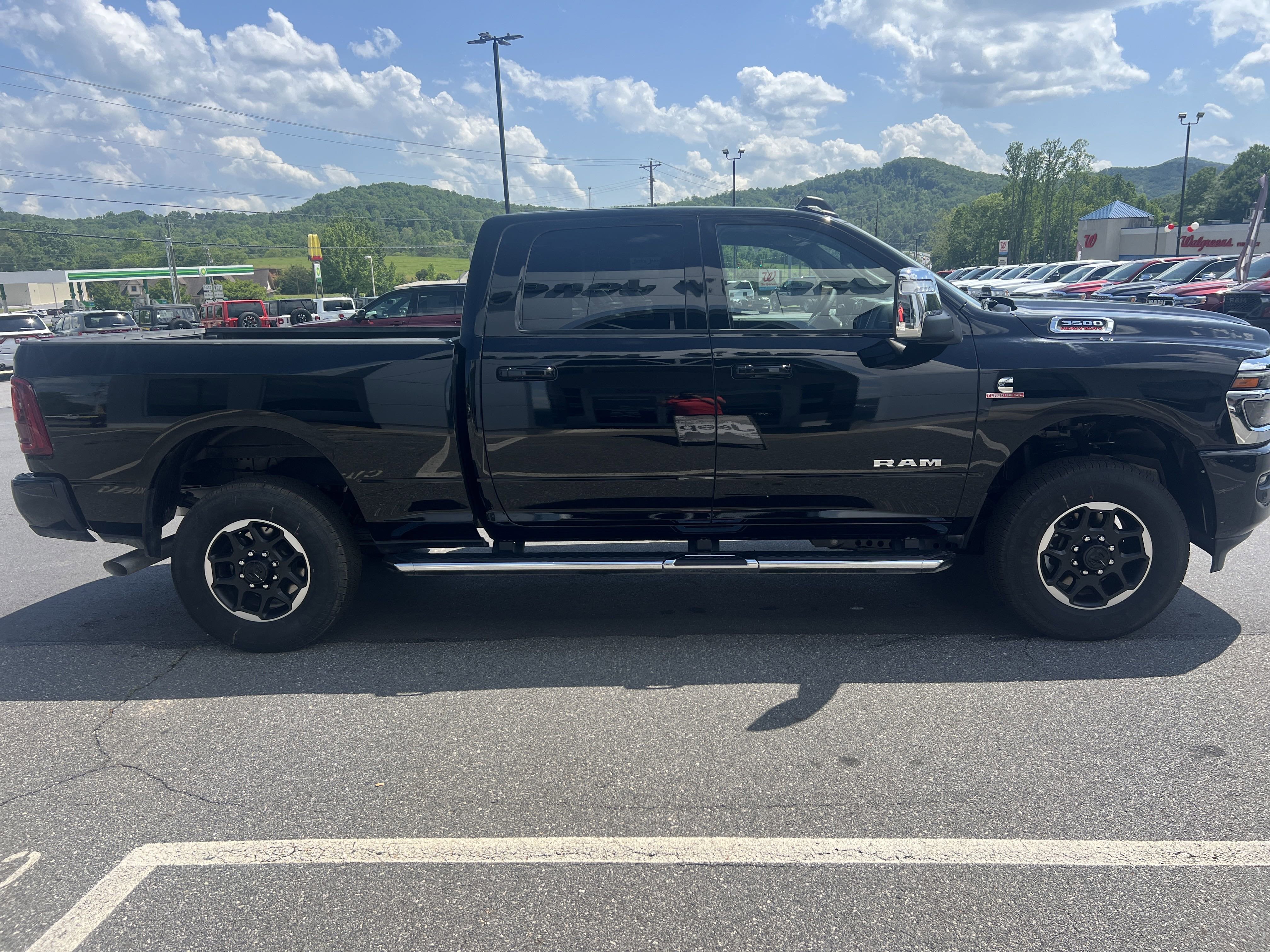 2025 RAM 3500 Laramie