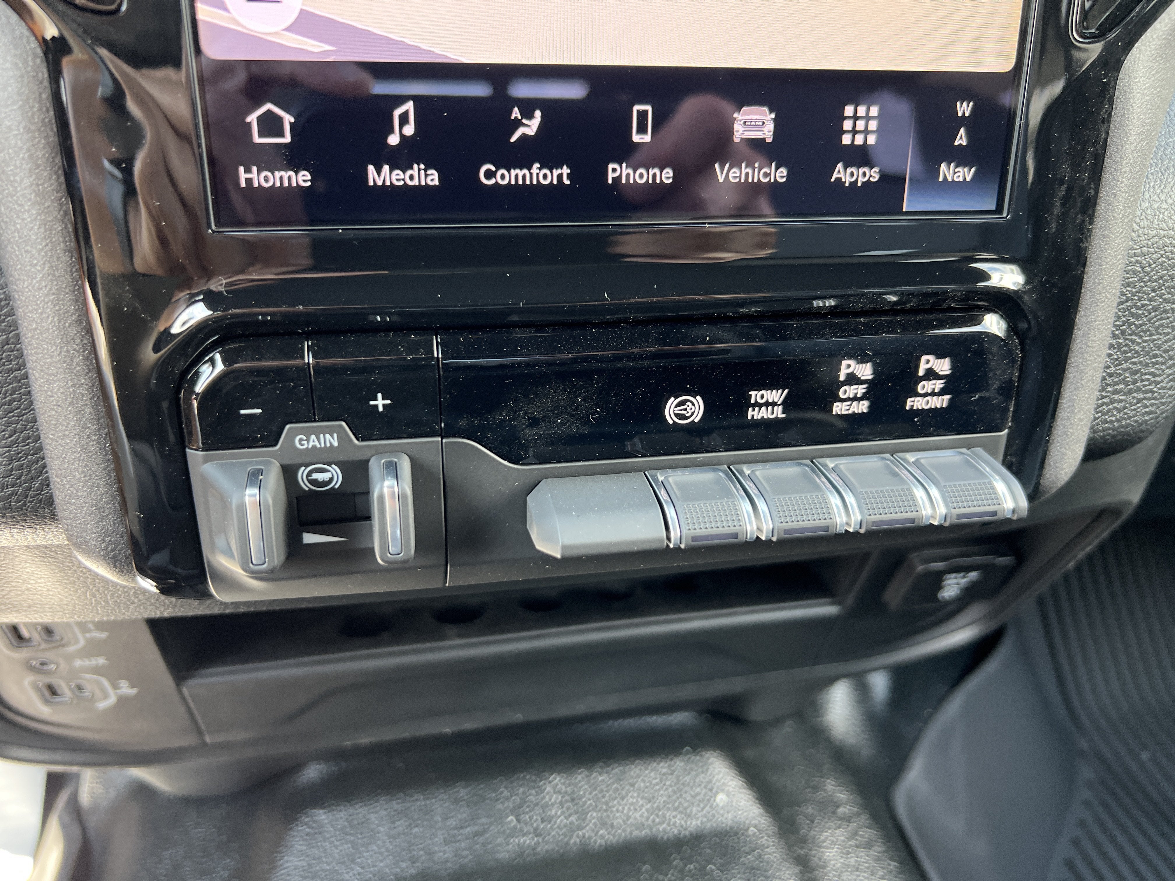 2027 RAM 2500 Tradesman