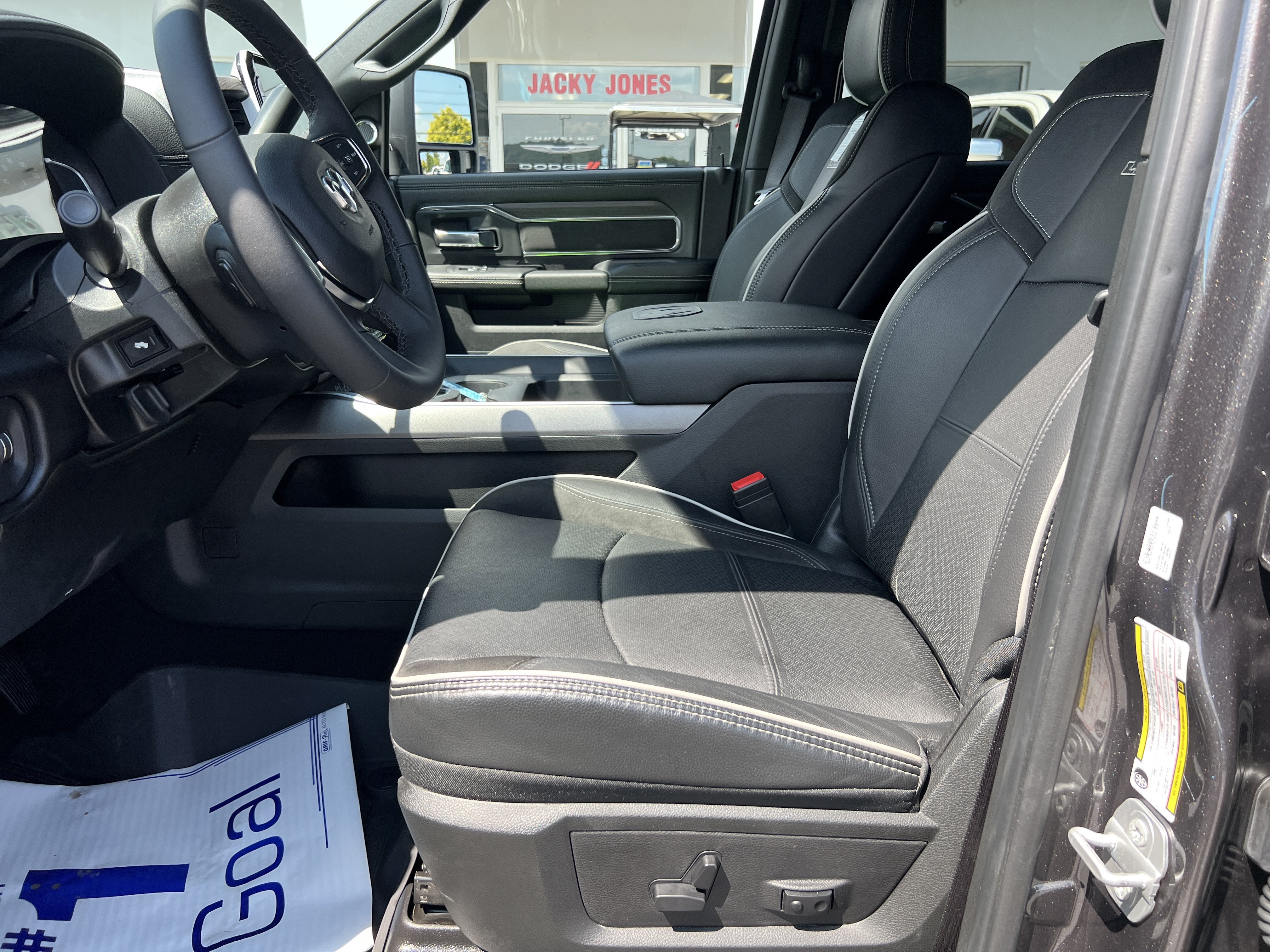 2025 RAM 3500 Laramie
