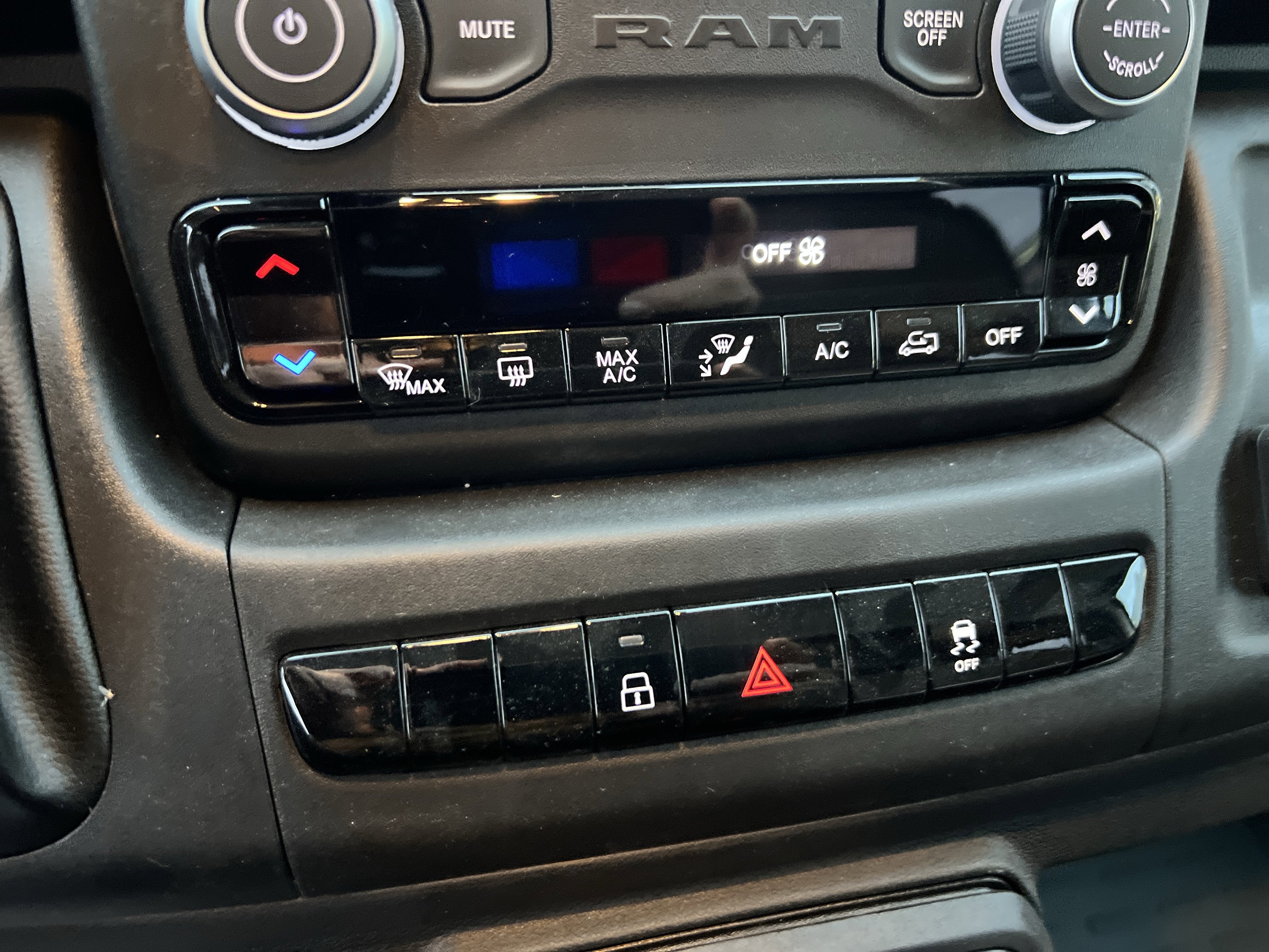 2025 RAM ProMaster Cargo Van Tradesman