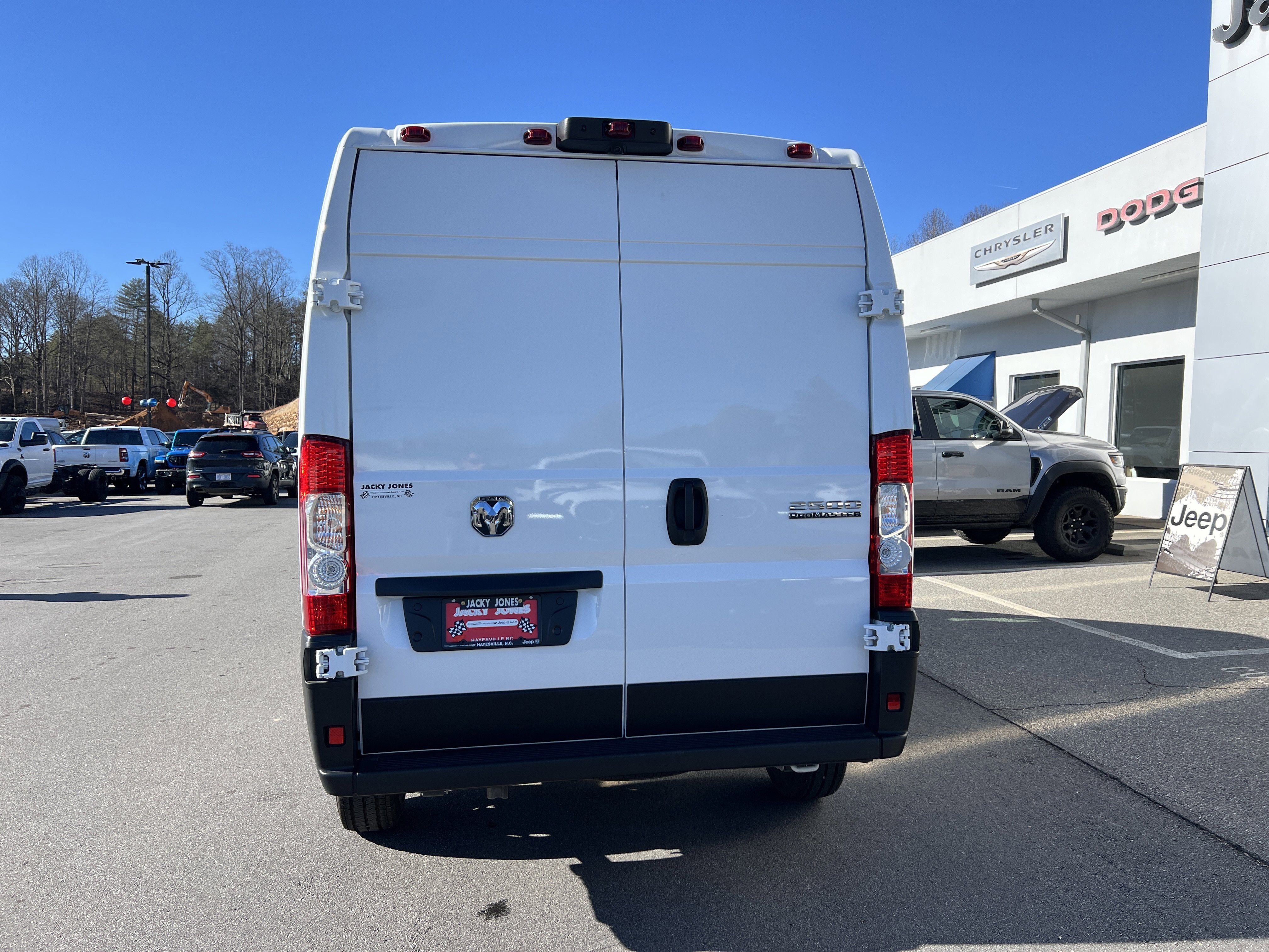 2025 RAM ProMaster Cargo Van Tradesman