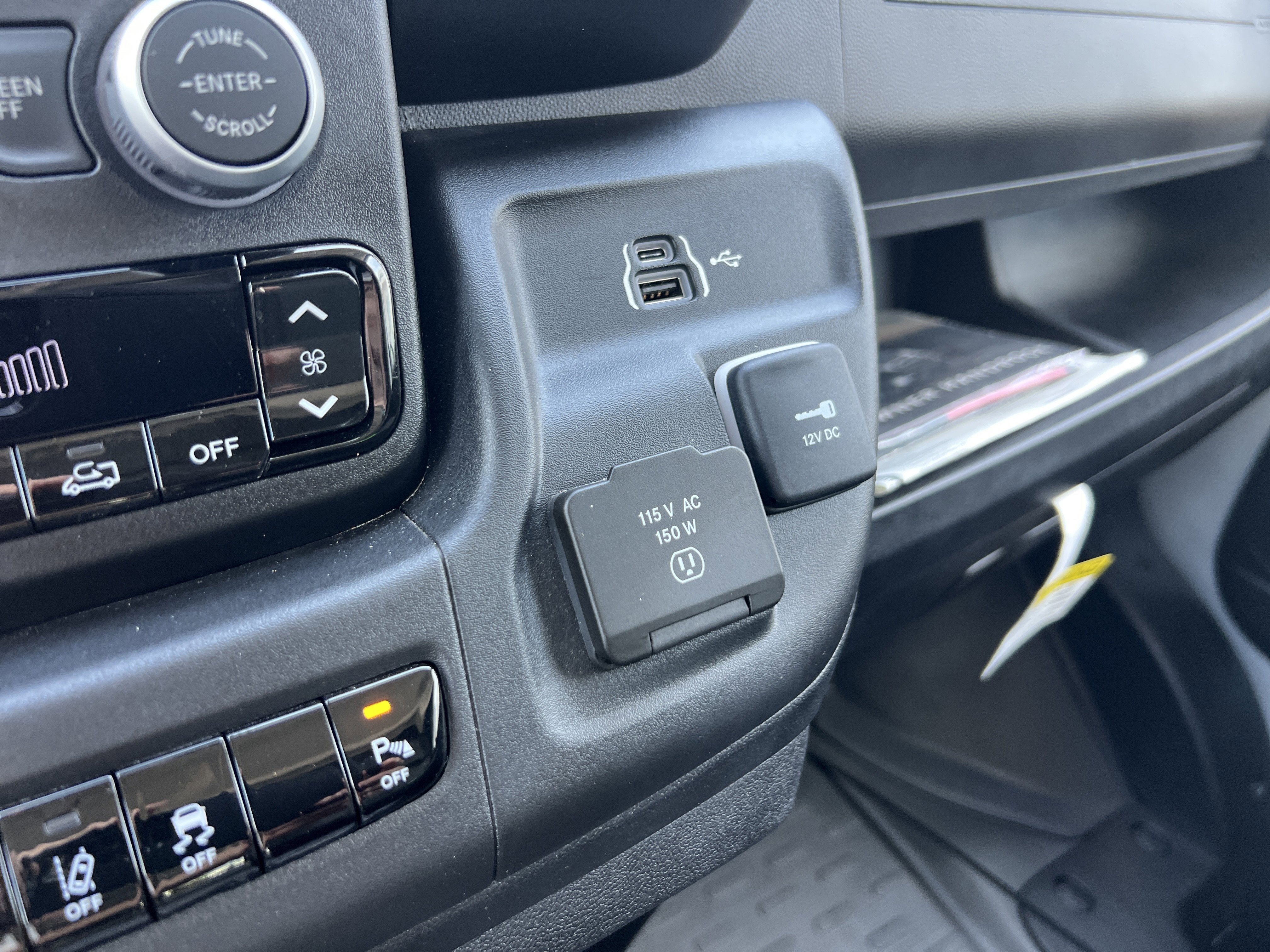 2025 RAM ProMaster Cargo Van SLT