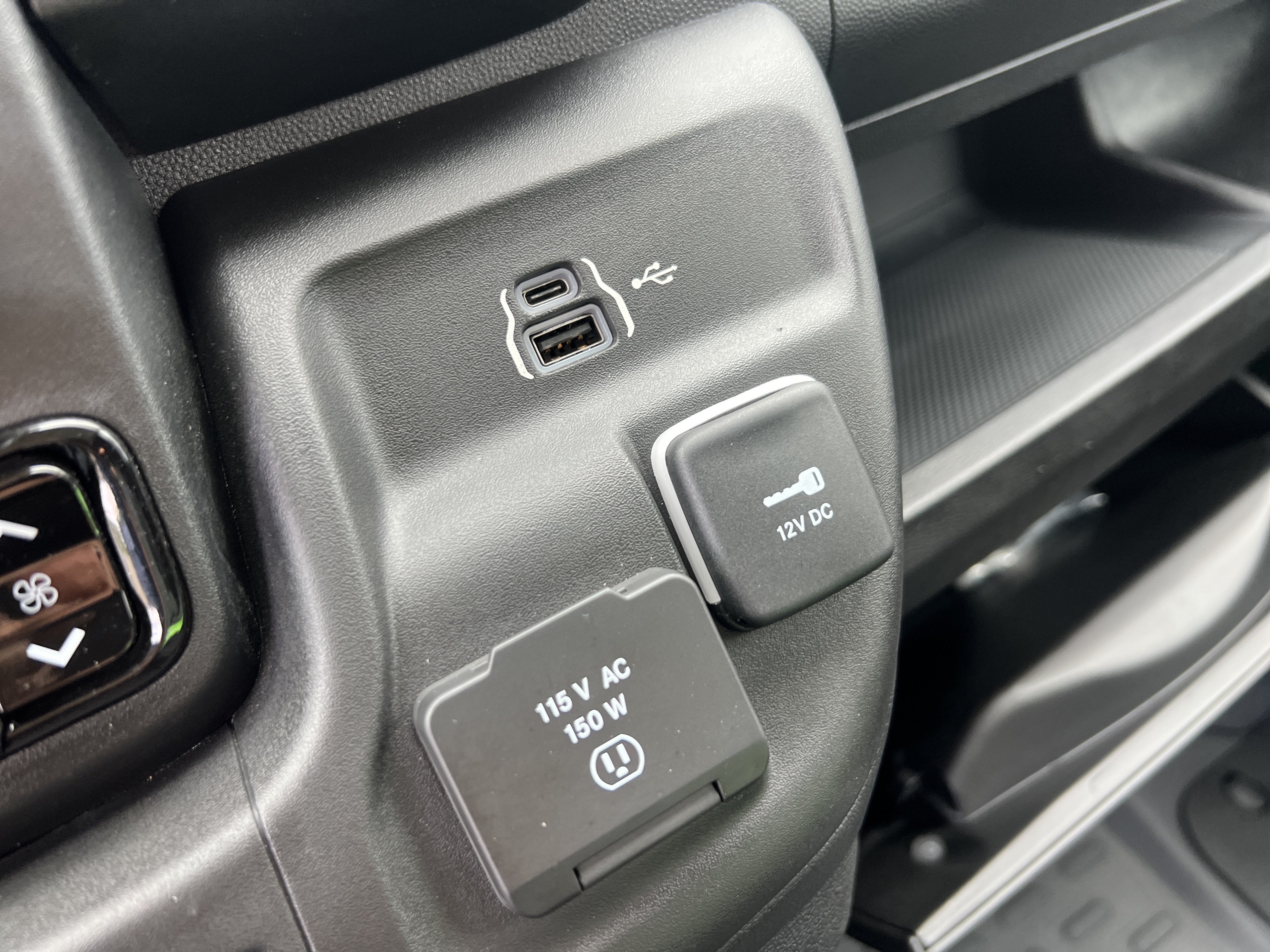 2025 RAM ProMaster Cargo Van SLT