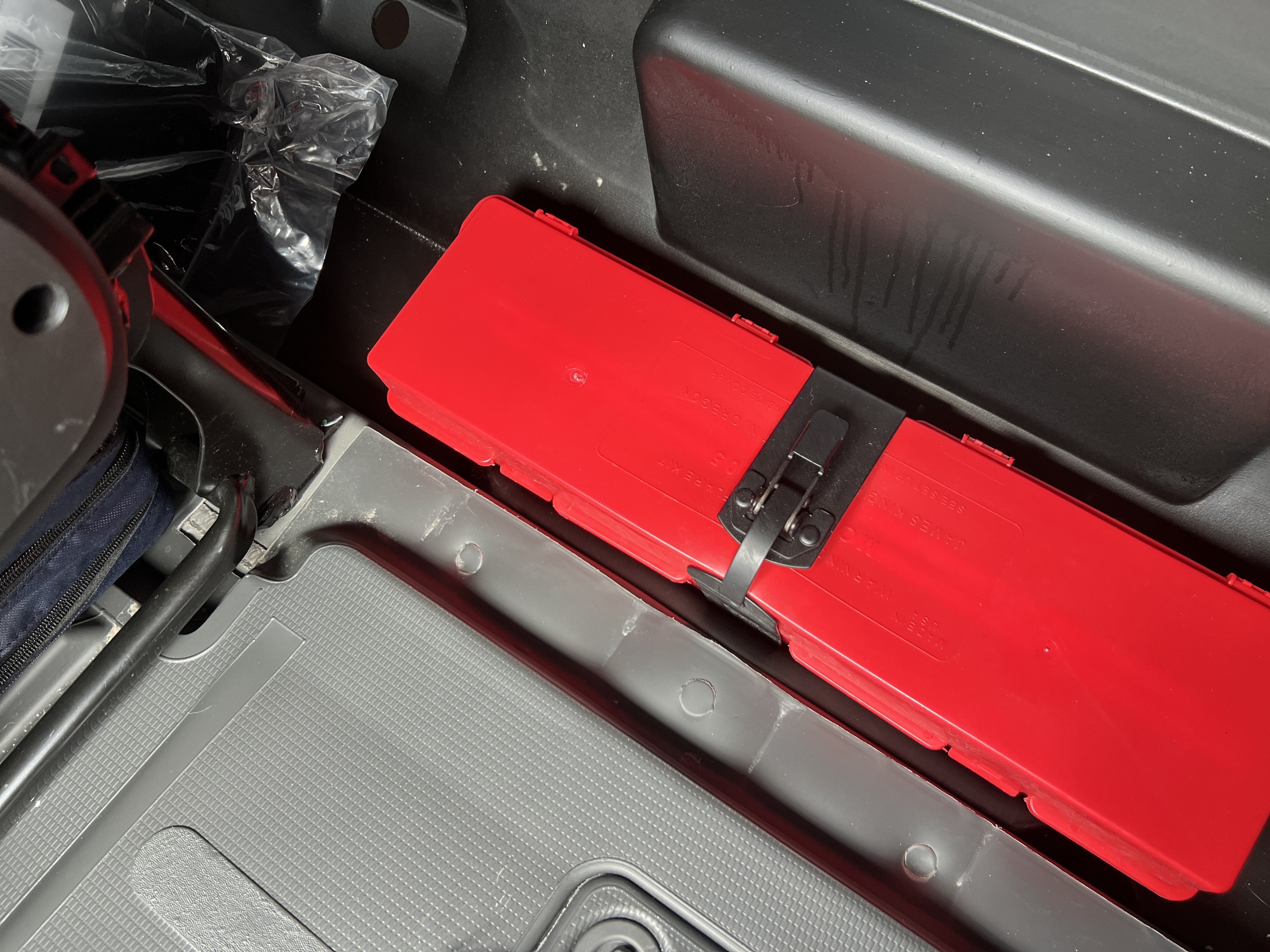 2025 RAM ProMaster Cargo Van SLT