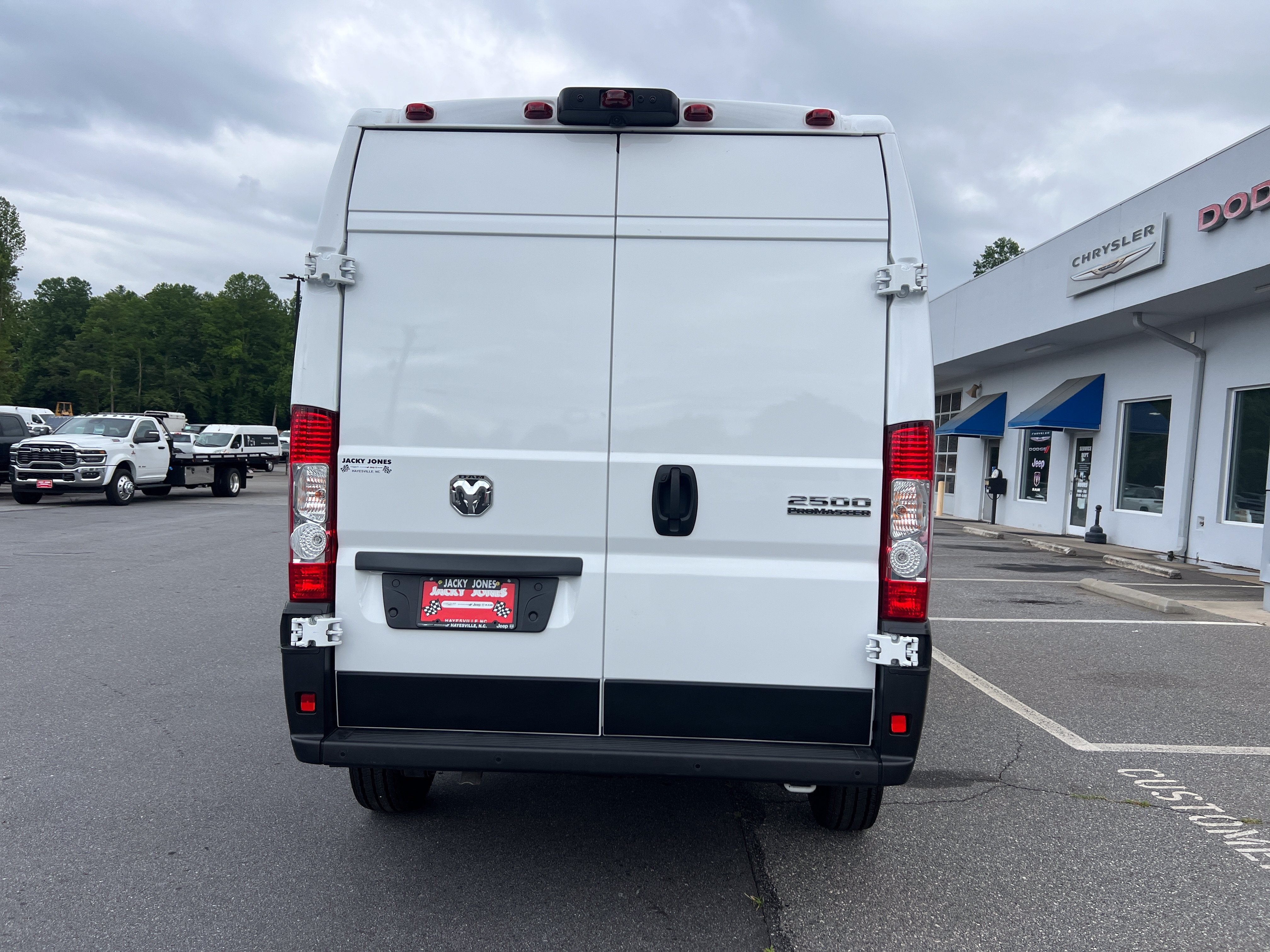 2025 RAM ProMaster Cargo Van Tradesman