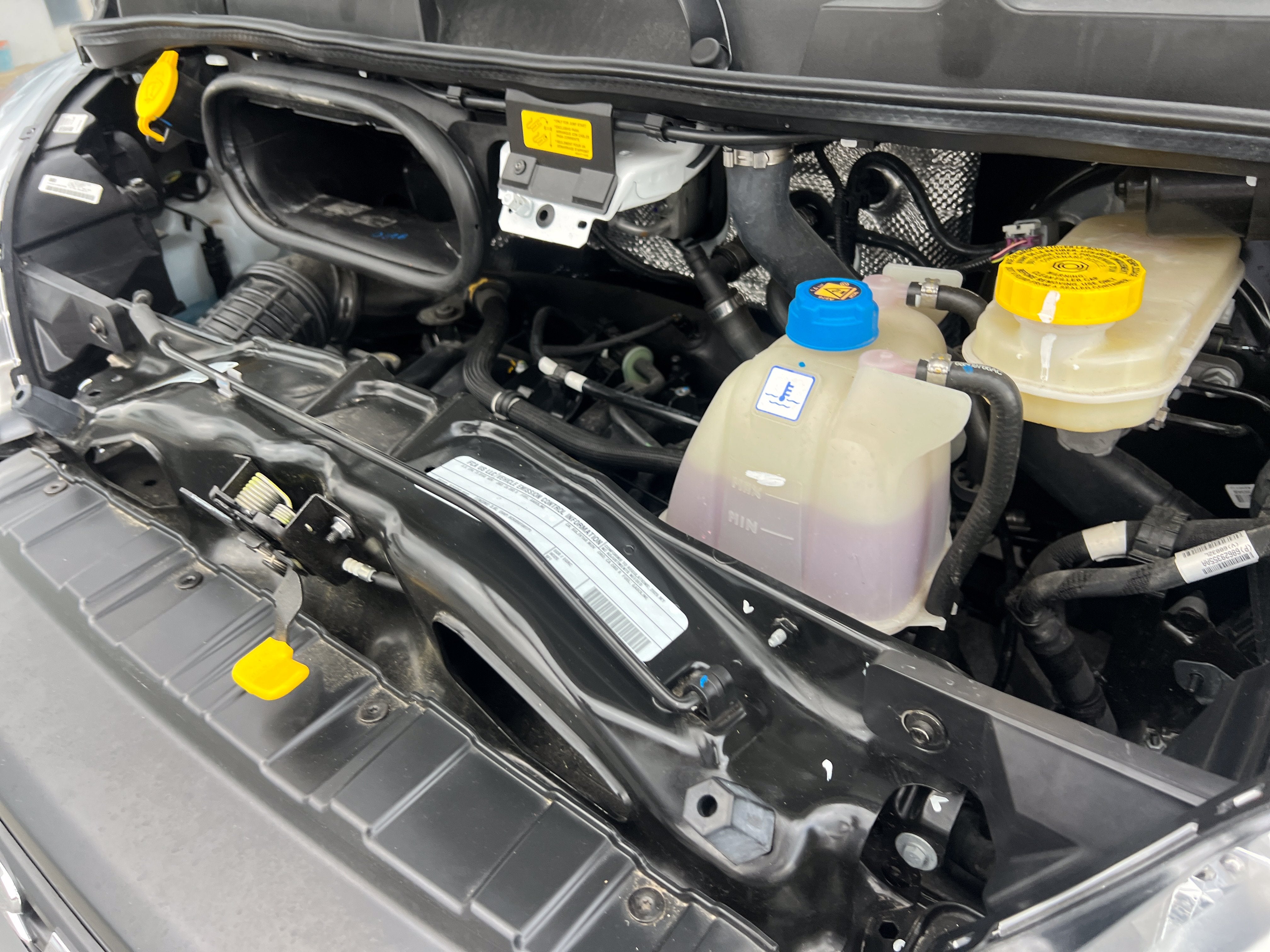 2025 RAM ProMaster Cargo Van Tradesman