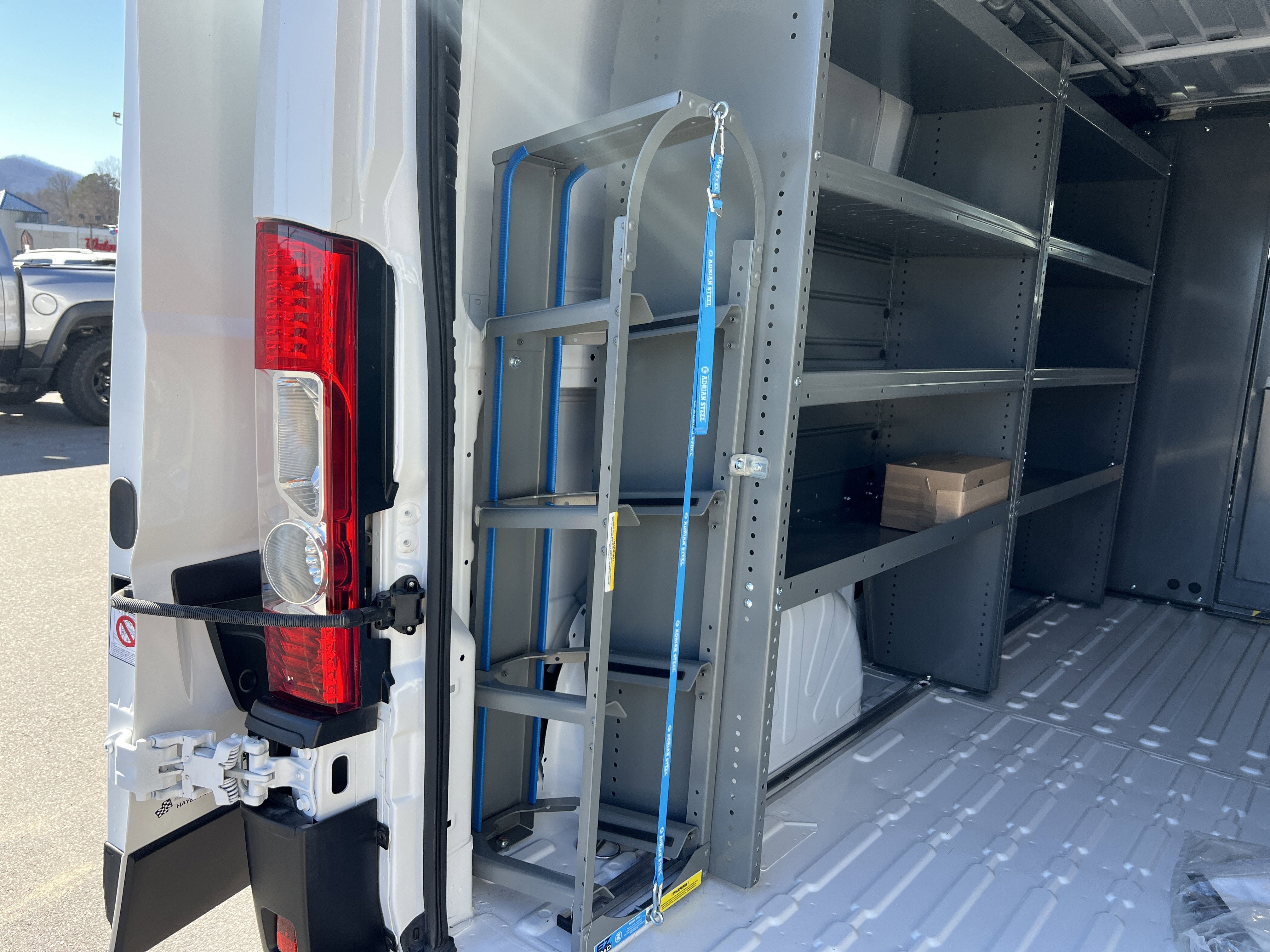 2025 RAM ProMaster Cargo Van SLT