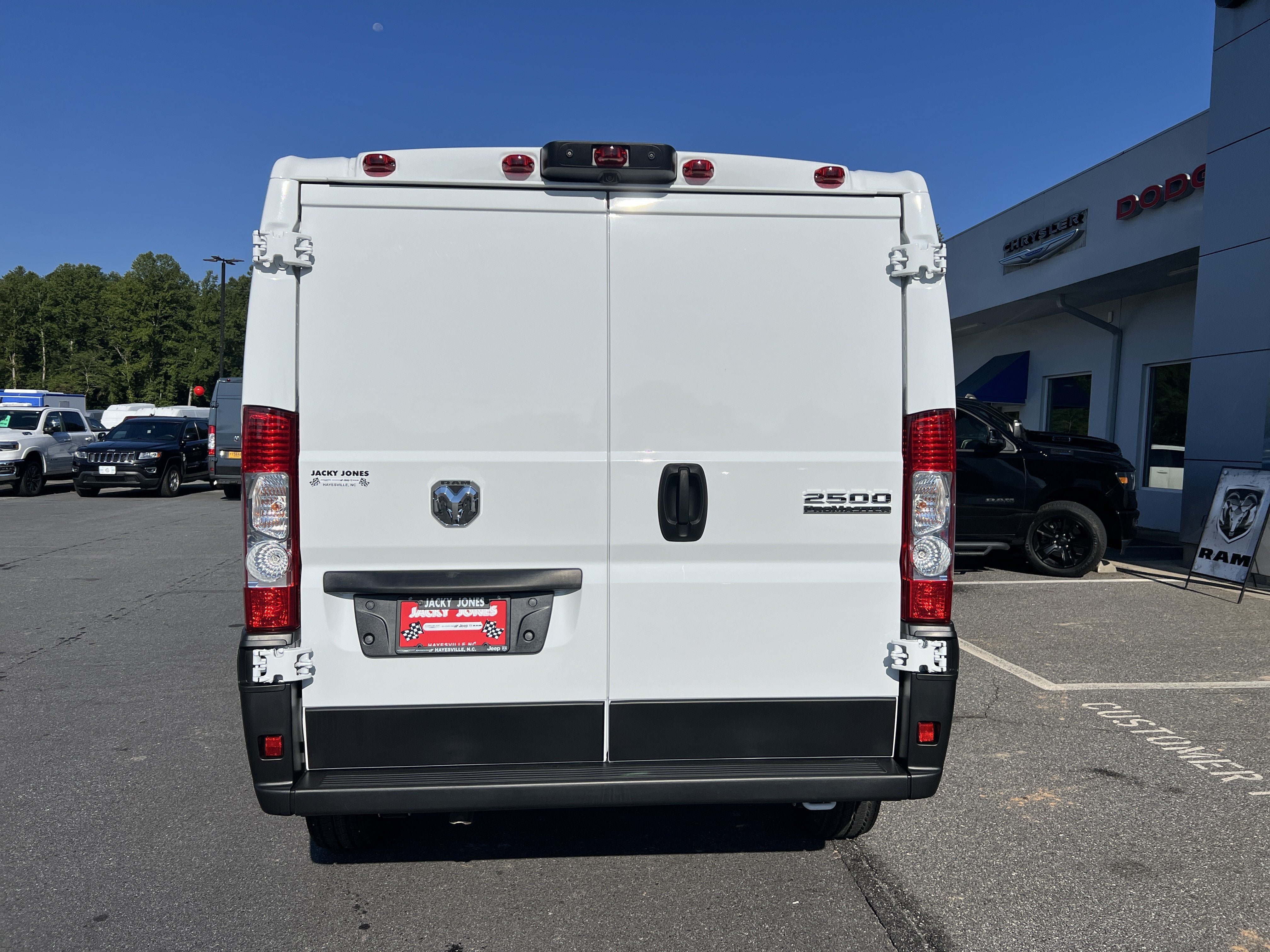 2025 RAM ProMaster Cargo Van Tradesman