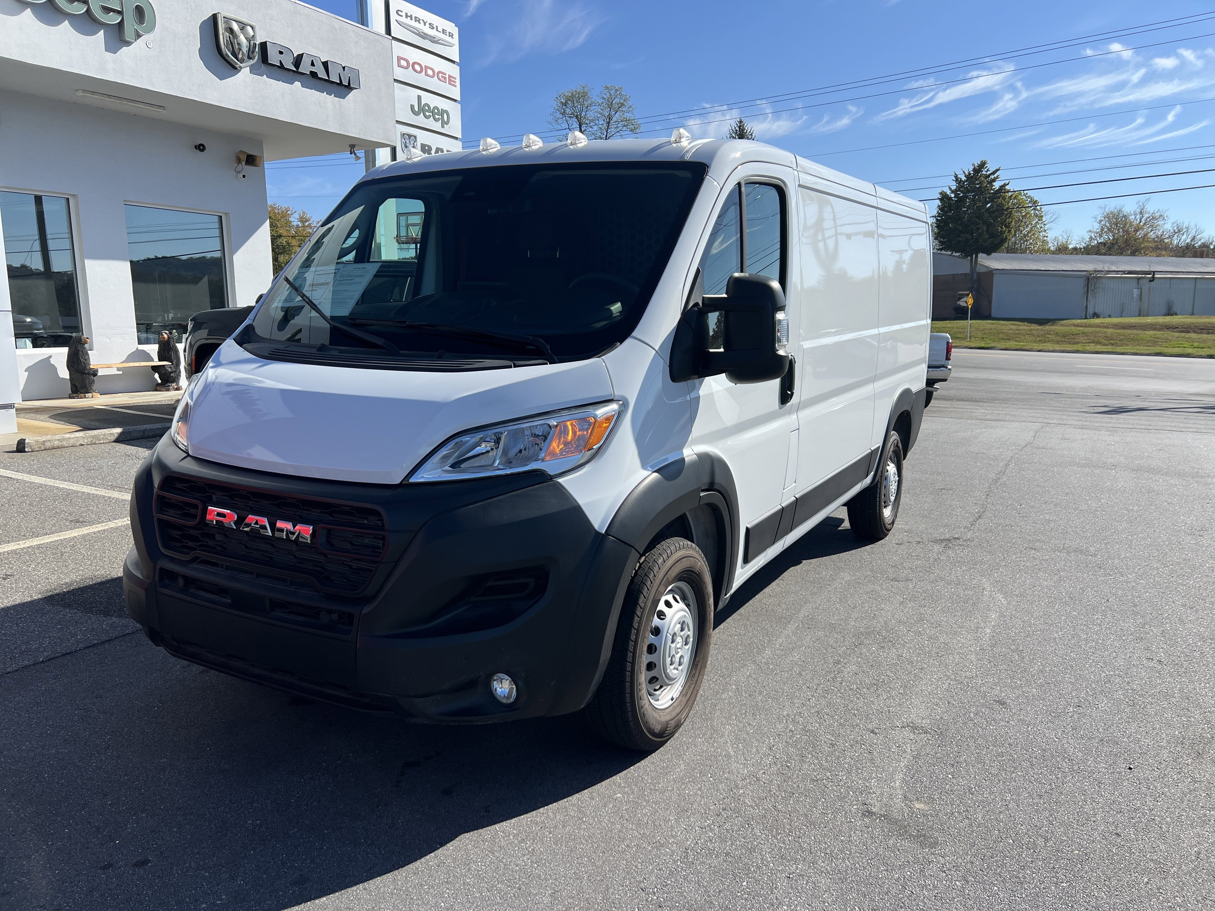 2025 RAM ProMaster Cargo Van Tradesman