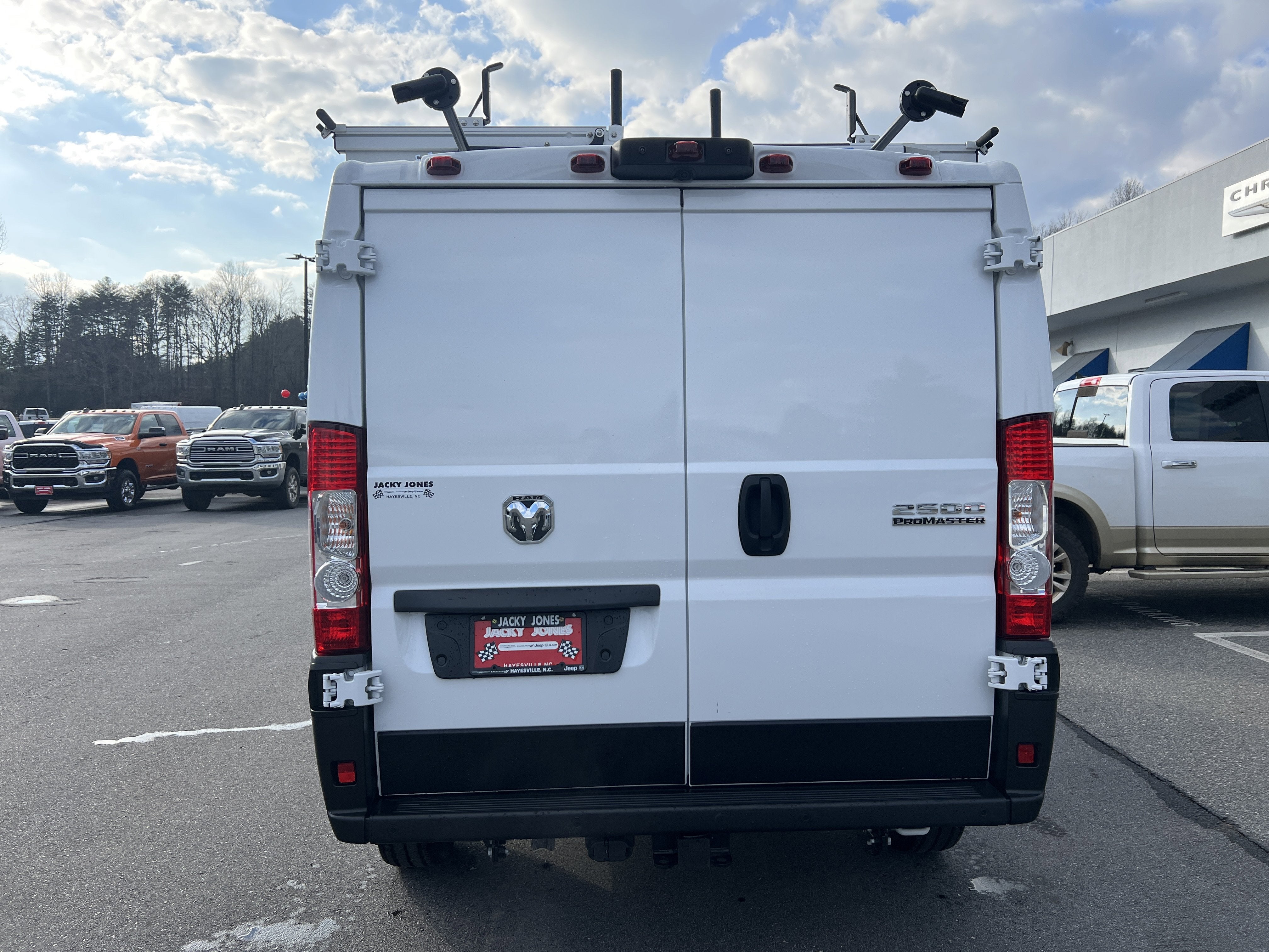 2025 RAM ProMaster Cargo Van SLT