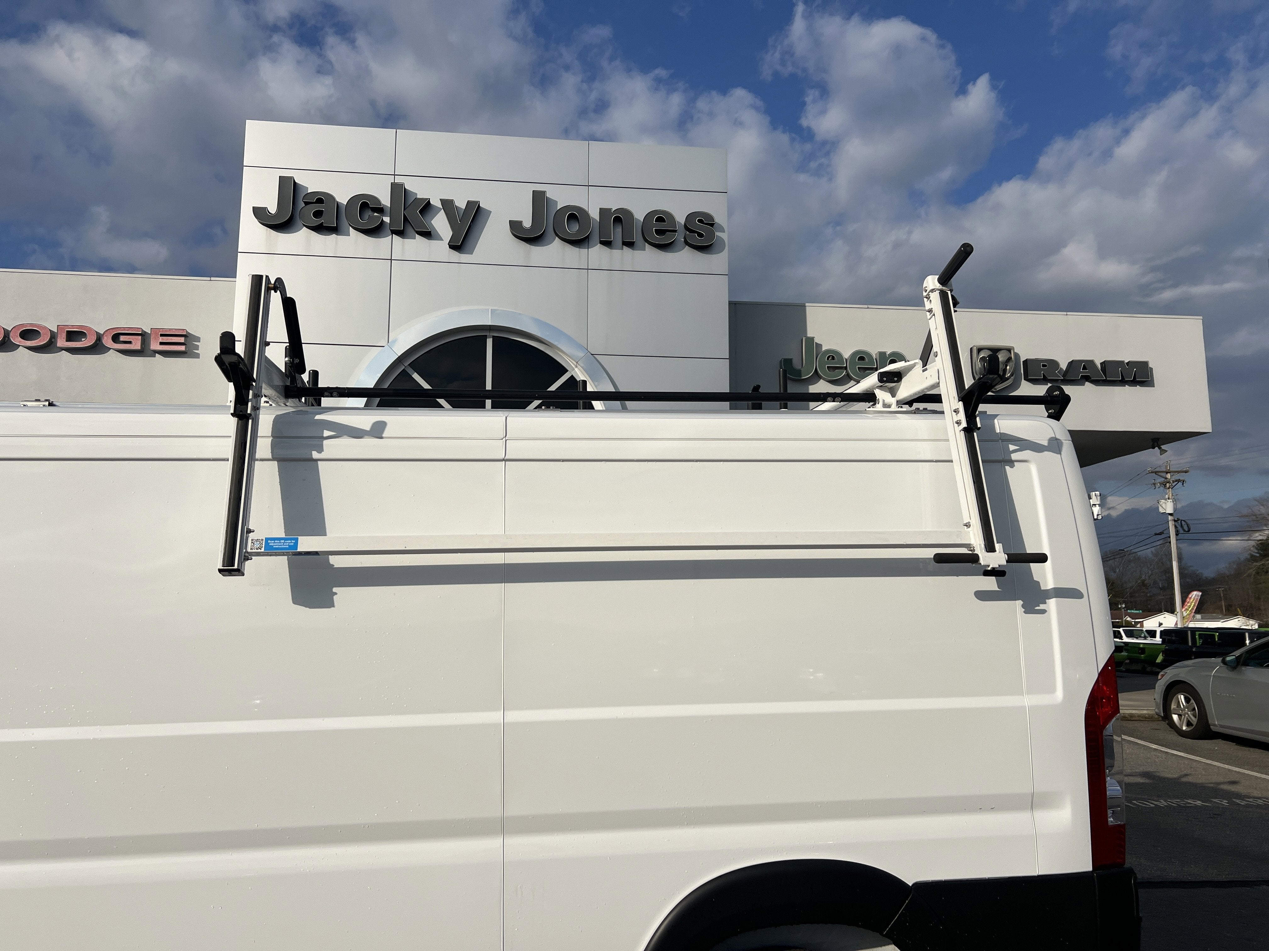 2025 RAM ProMaster Cargo Van SLT