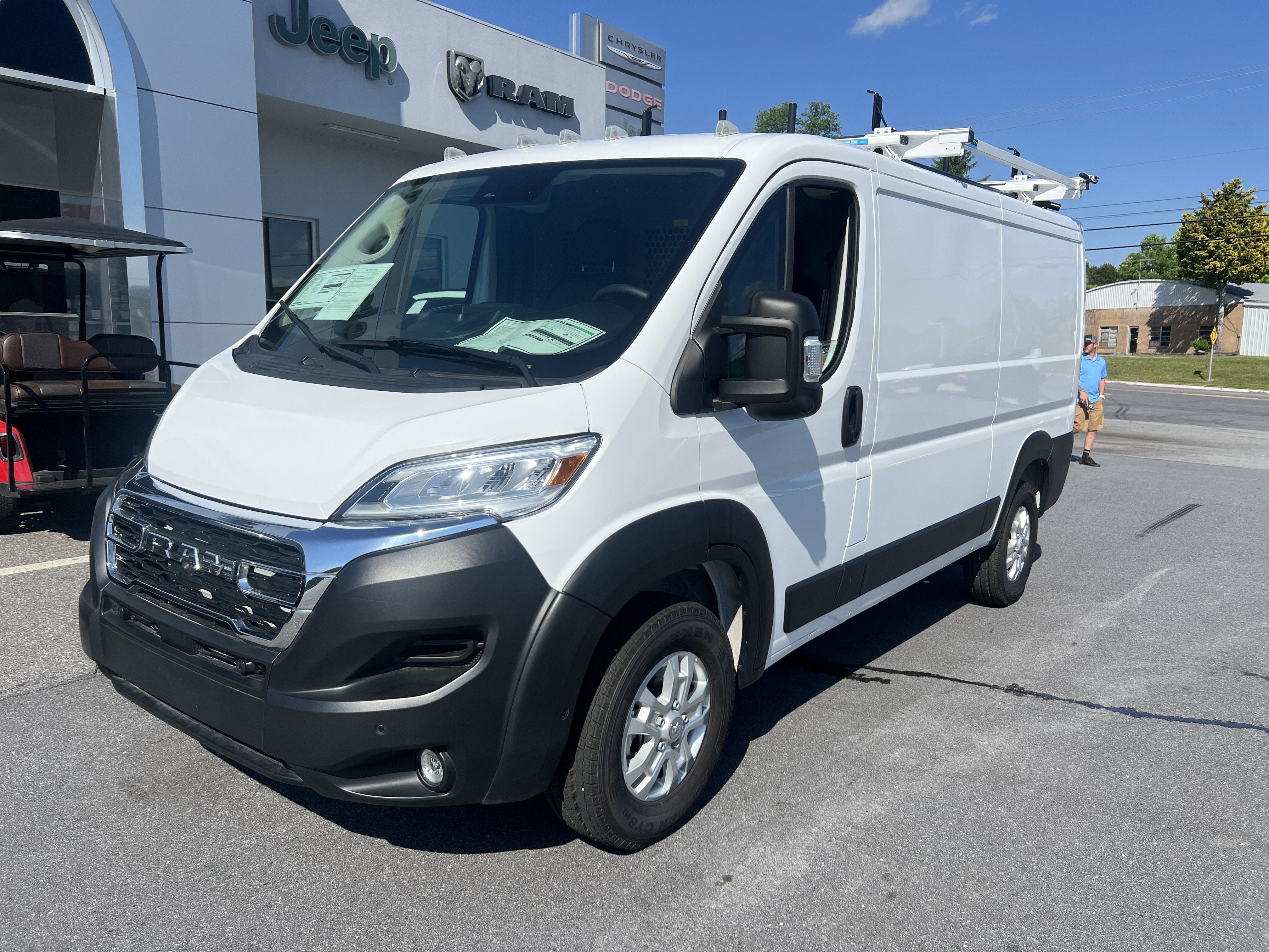 2025 RAM ProMaster Cargo Van SLT