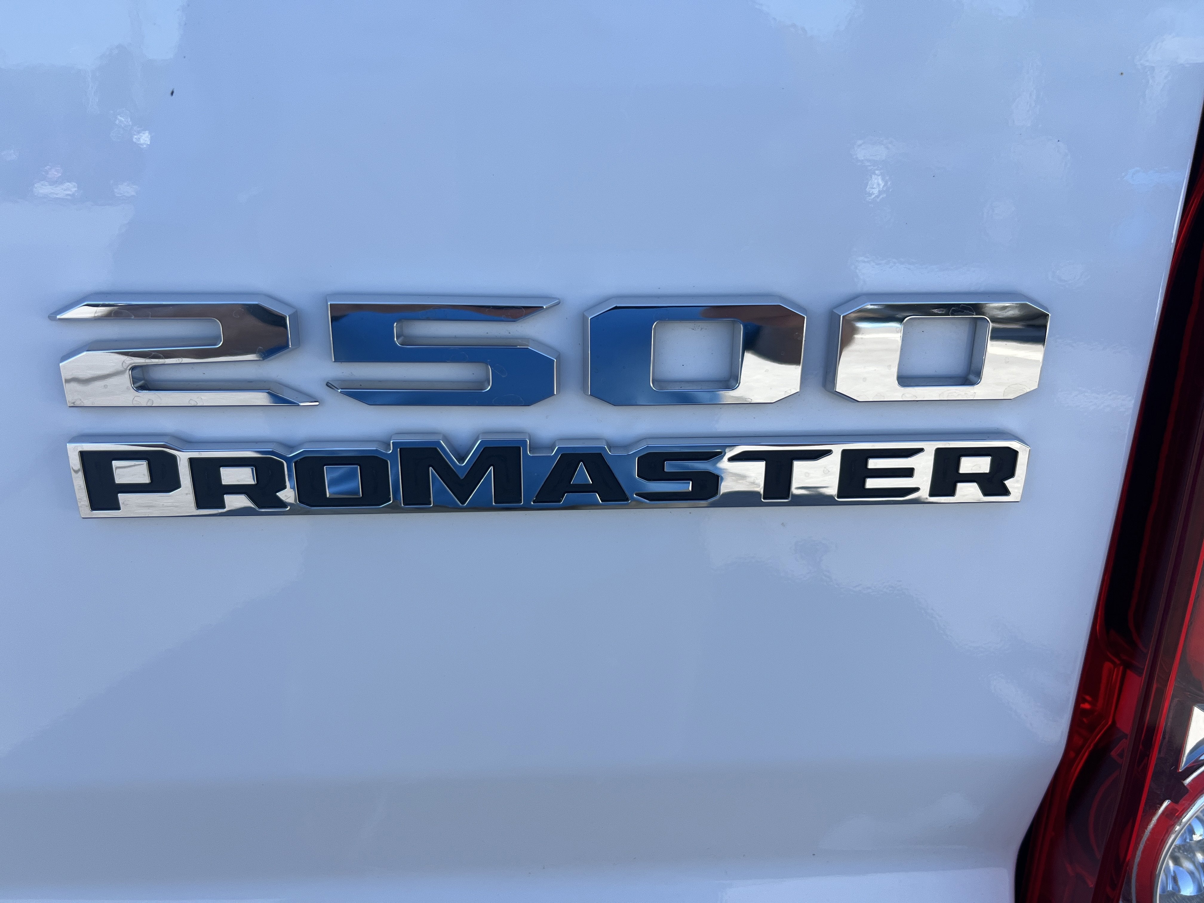2025 RAM ProMaster Cargo Van SLT