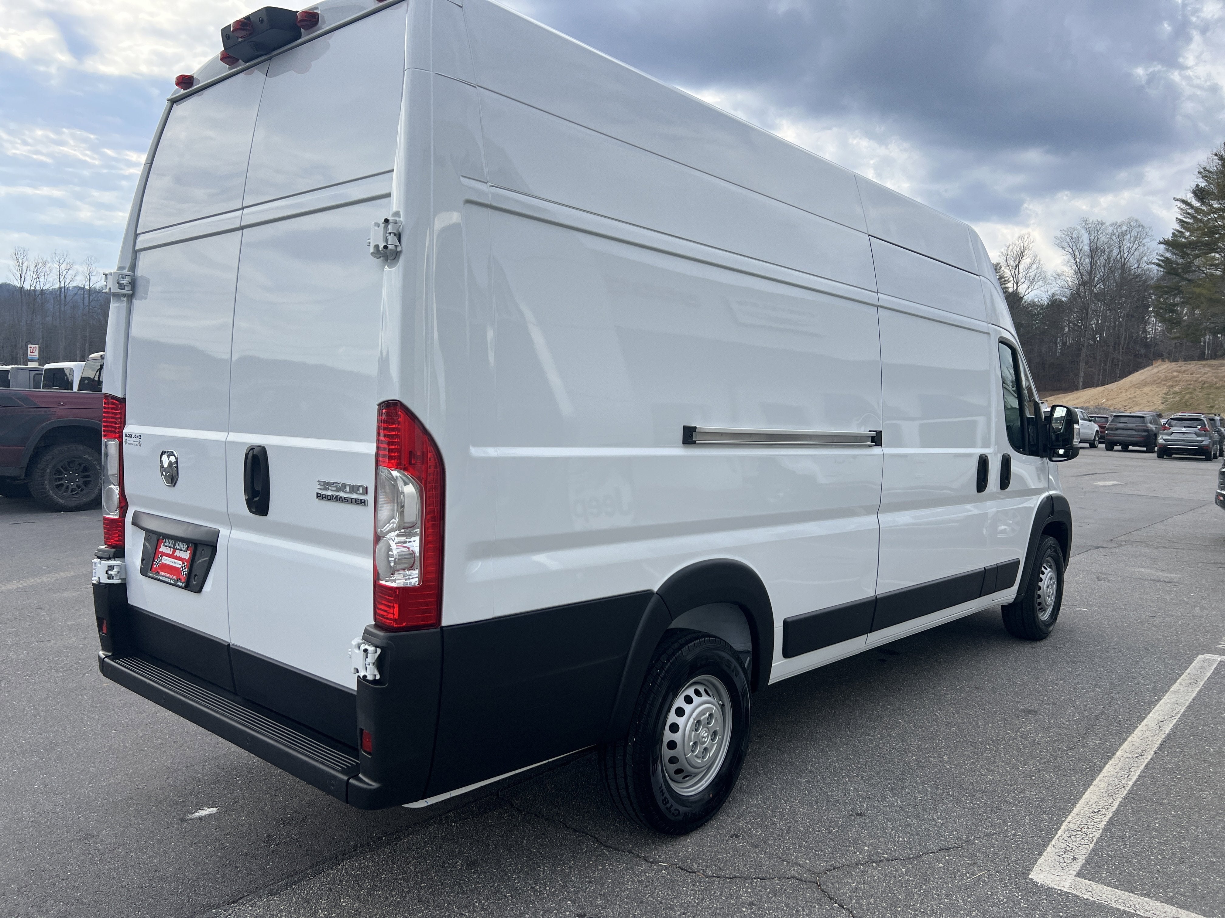 2025 RAM ProMaster Cargo Van Tradesman