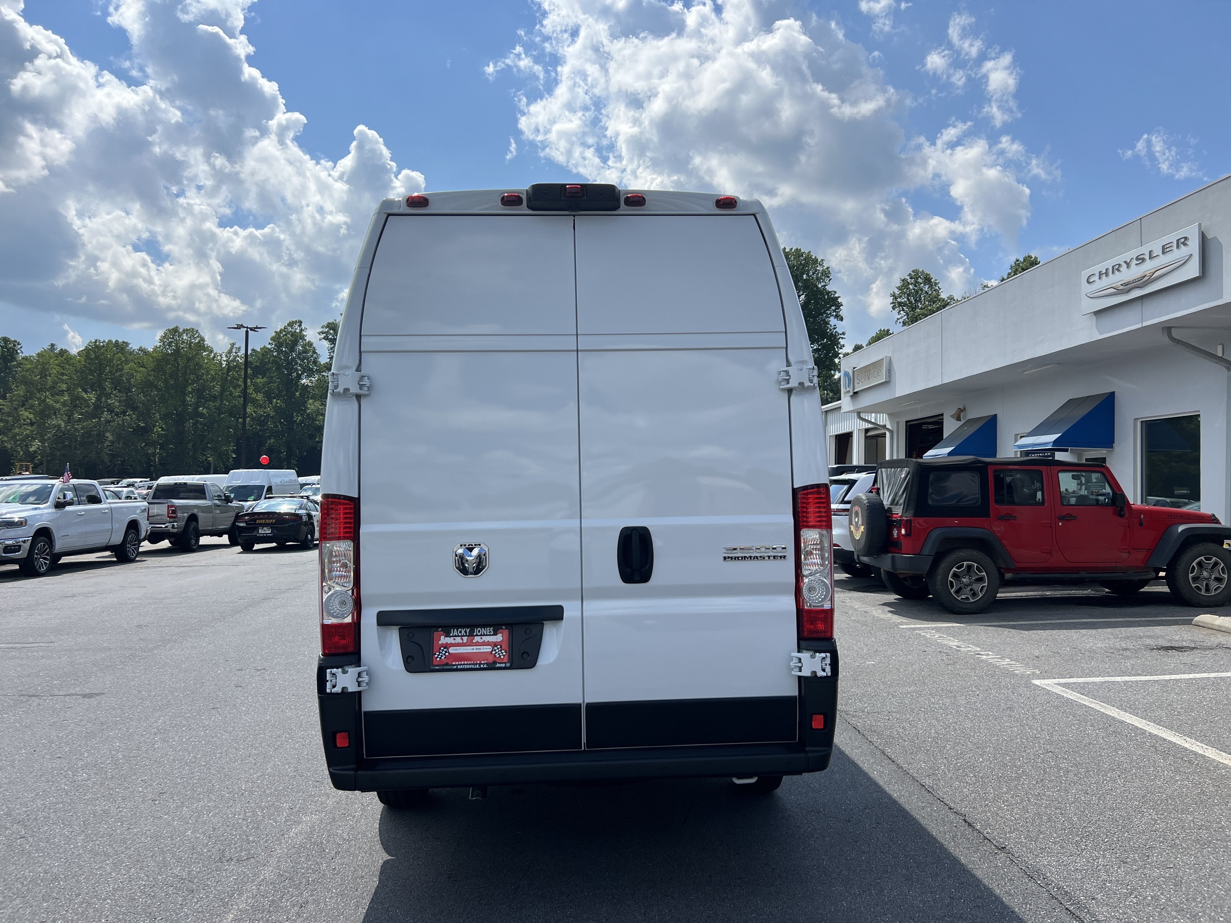 2025 RAM ProMaster Cargo Van Tradesman