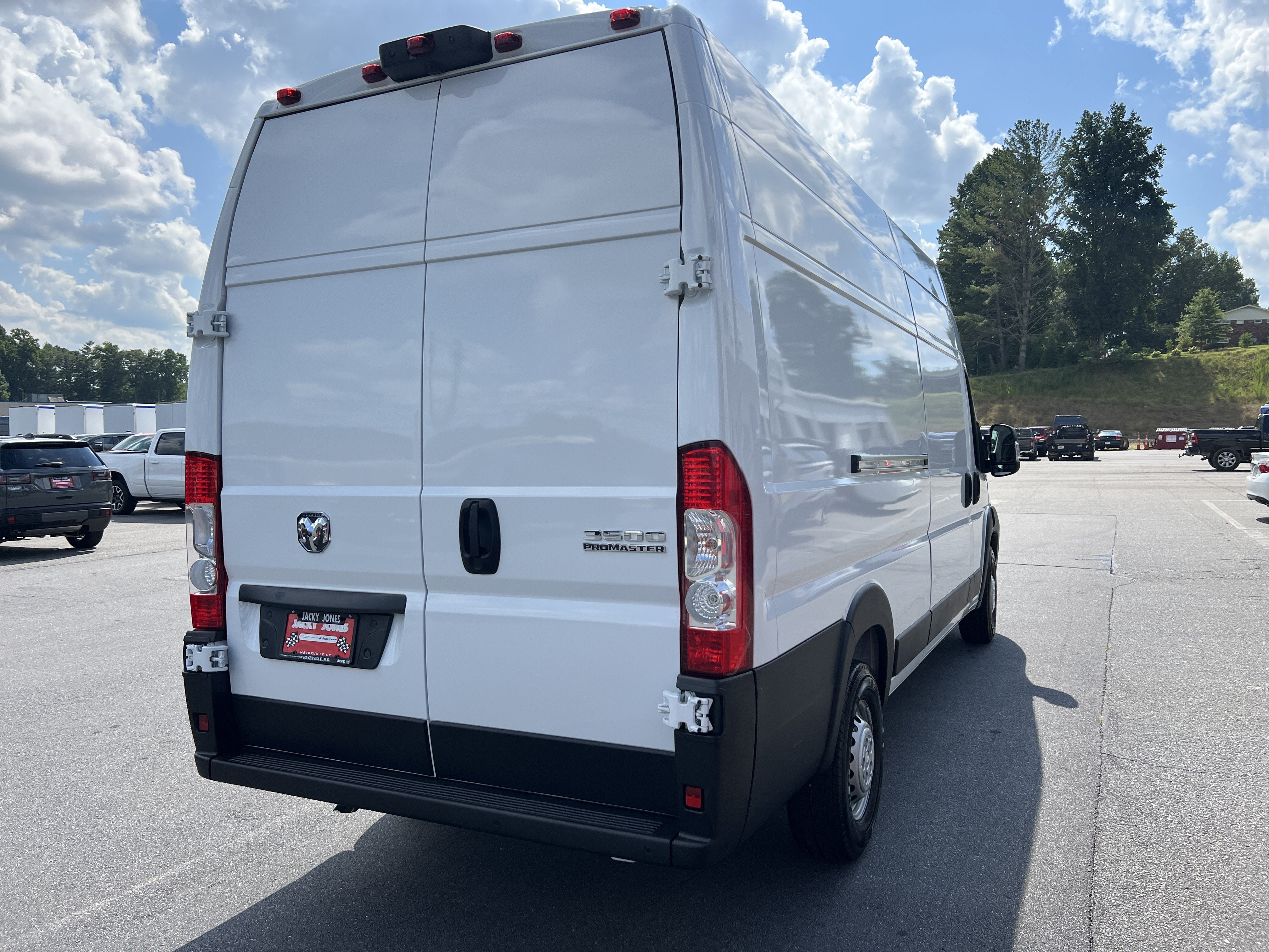 2025 RAM ProMaster Cargo Van Tradesman