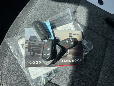 2025 RAM ProMaster Cargo Van Tradesman